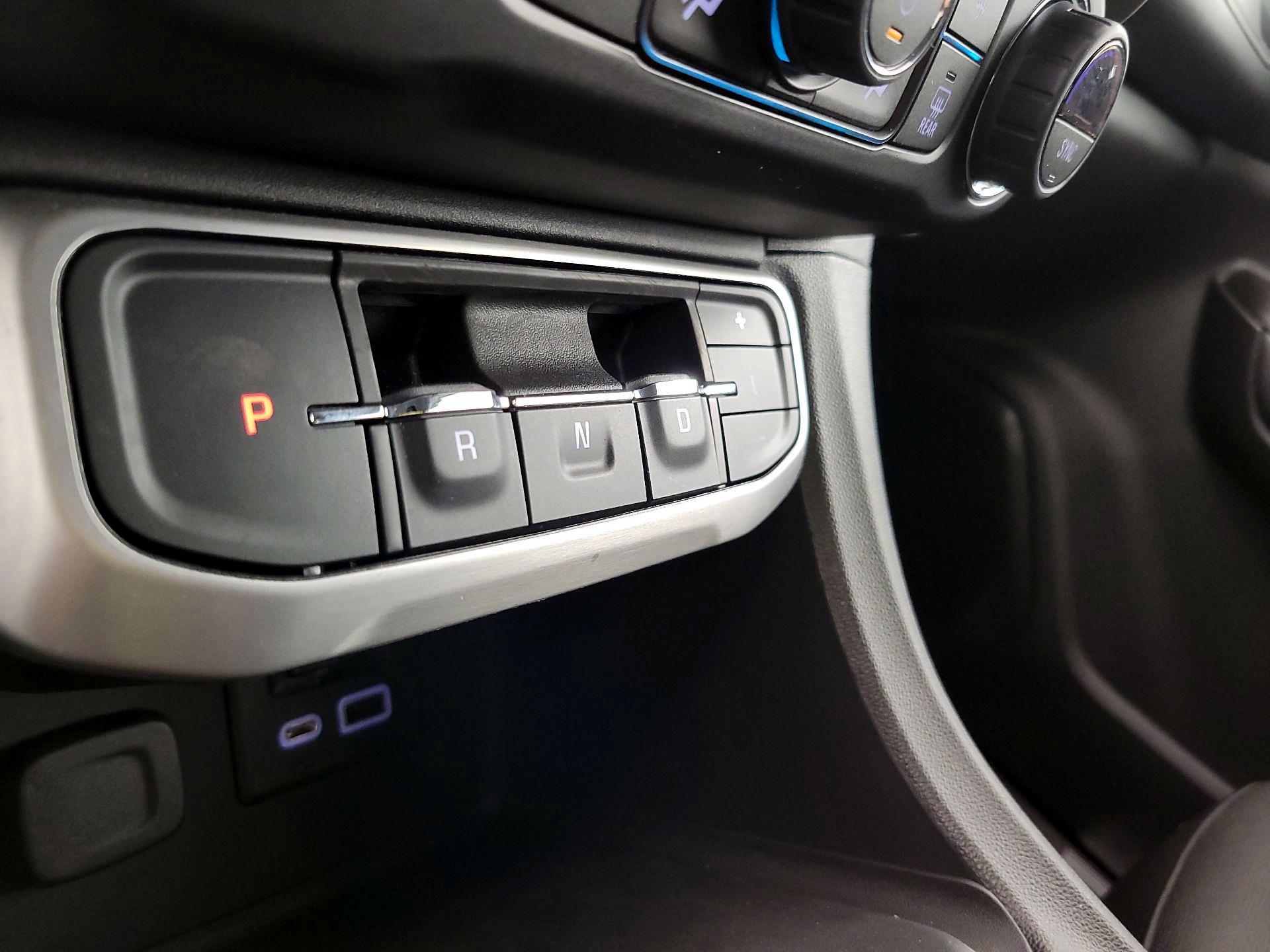 Thumbnail: 2023 GMC Acadia - 17