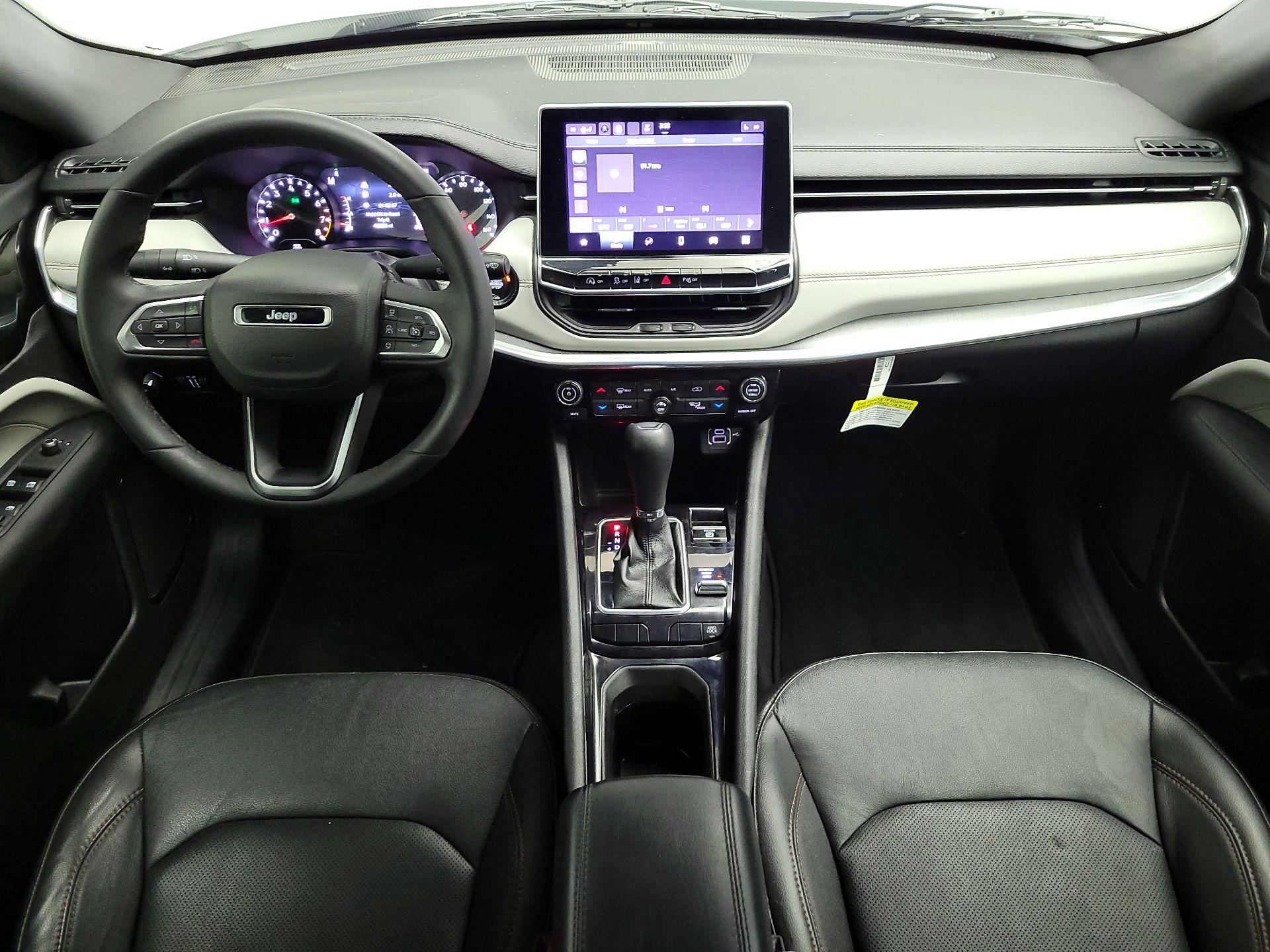 Thumbnail: 2023 Jeep Compass - 9