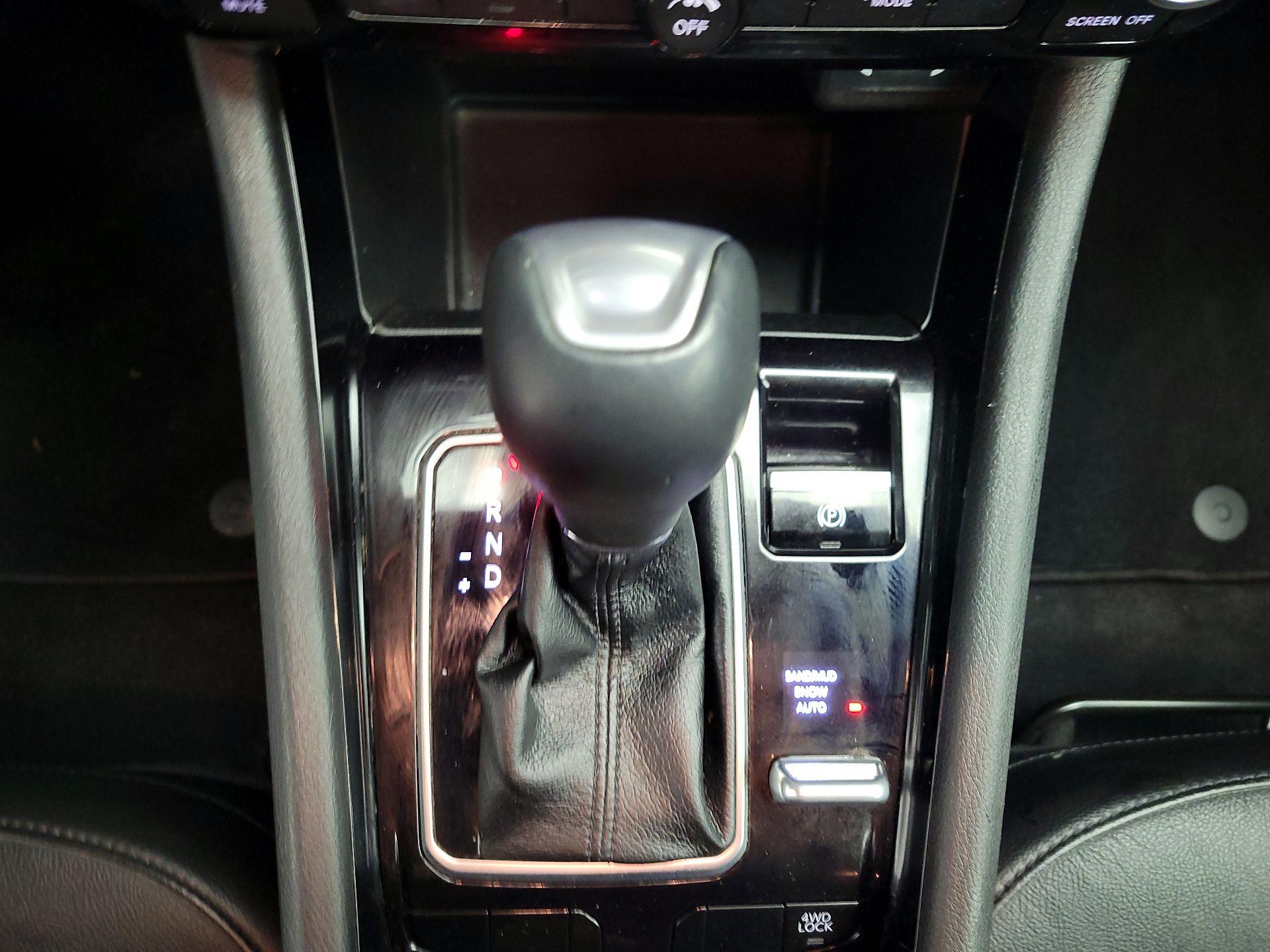 Thumbnail: 2023 Jeep Compass - 15