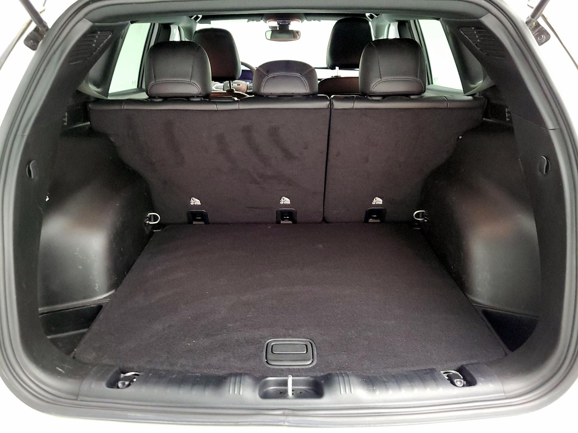 Thumbnail: 2023 Jeep Compass - 16