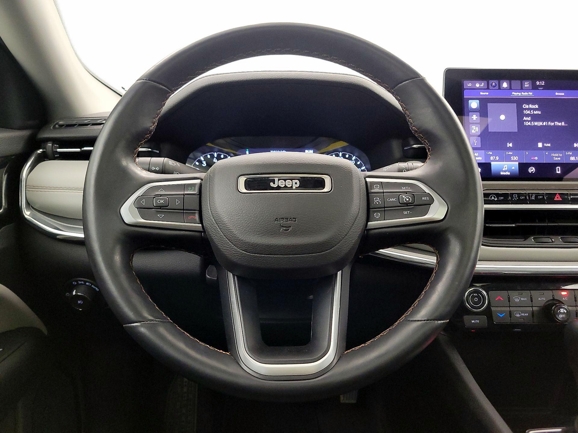 Thumbnail: 2022 Jeep Compass - 10