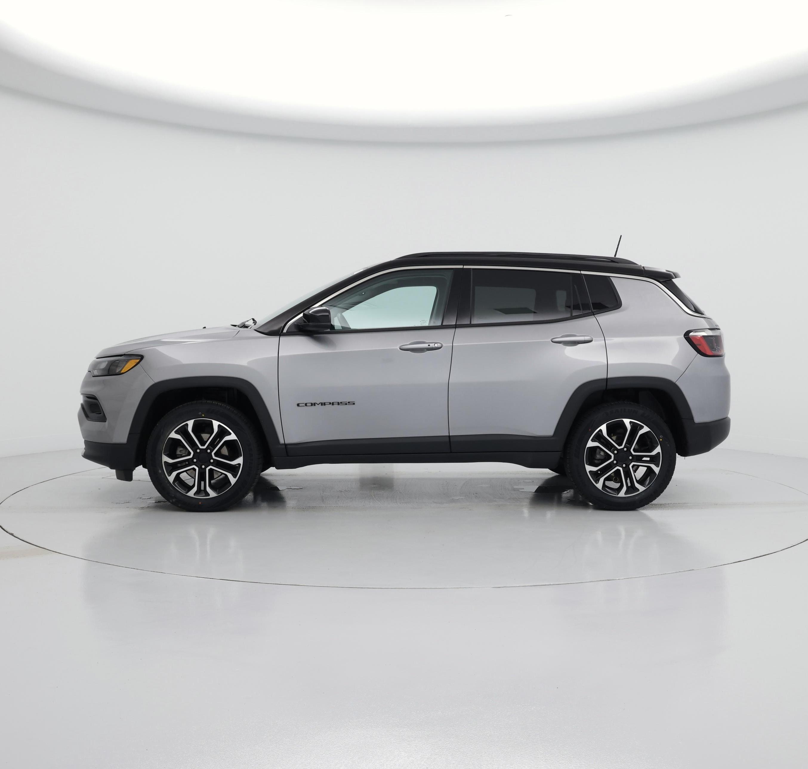 Thumbnail: 2022 Jeep Compass - 3