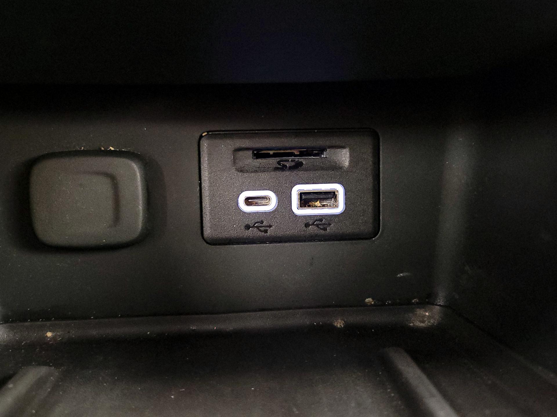 Thumbnail: 2023 GMC Acadia - 18