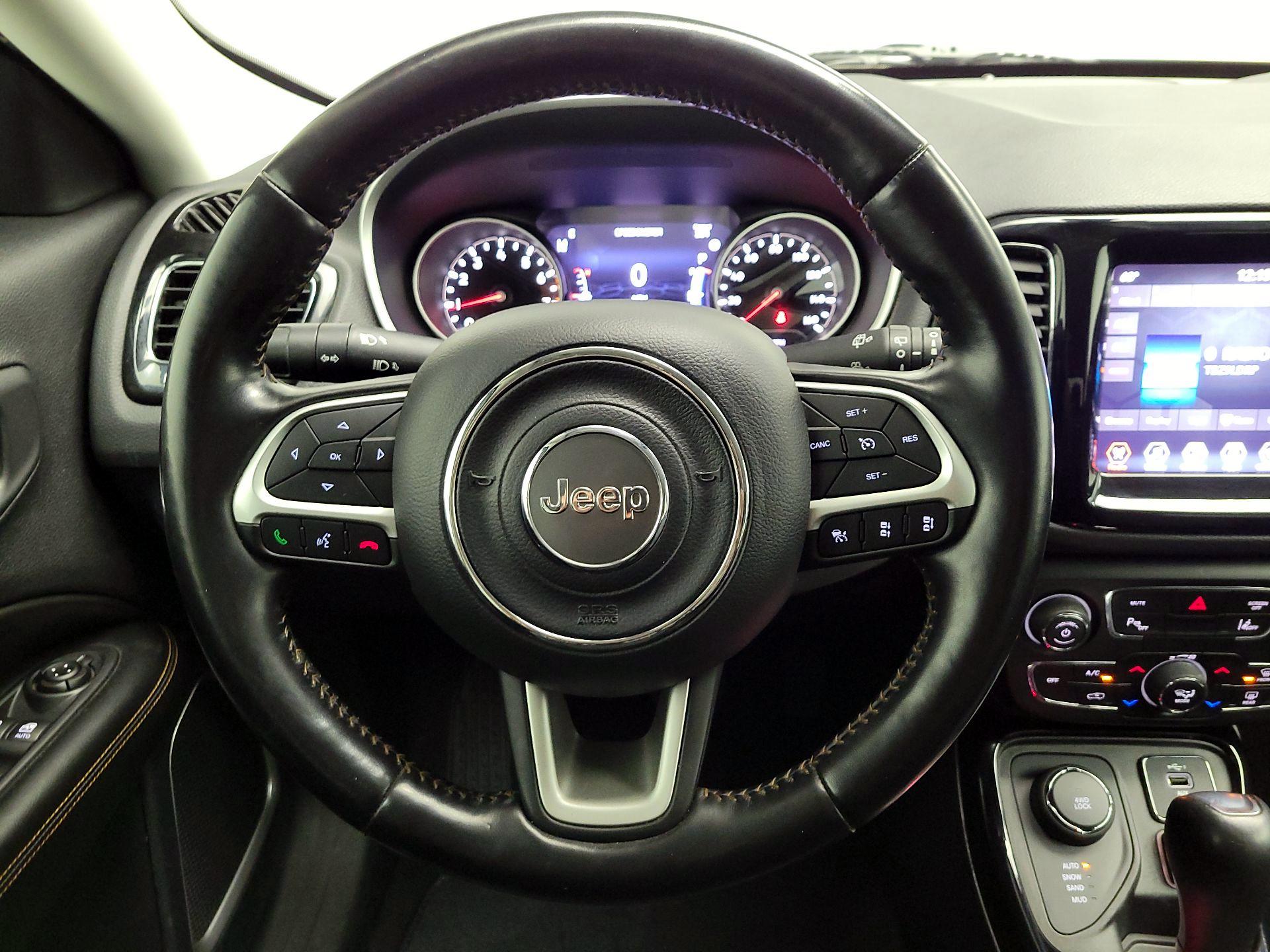 Thumbnail: 2021 Jeep Compass - 10