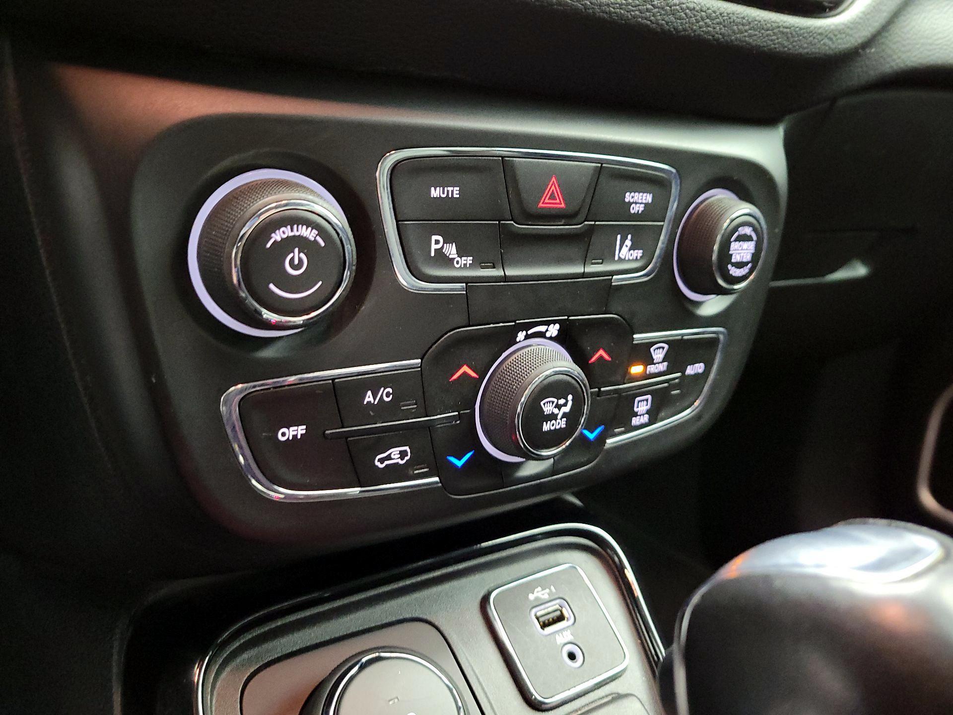 Thumbnail: 2021 Jeep Compass - 14