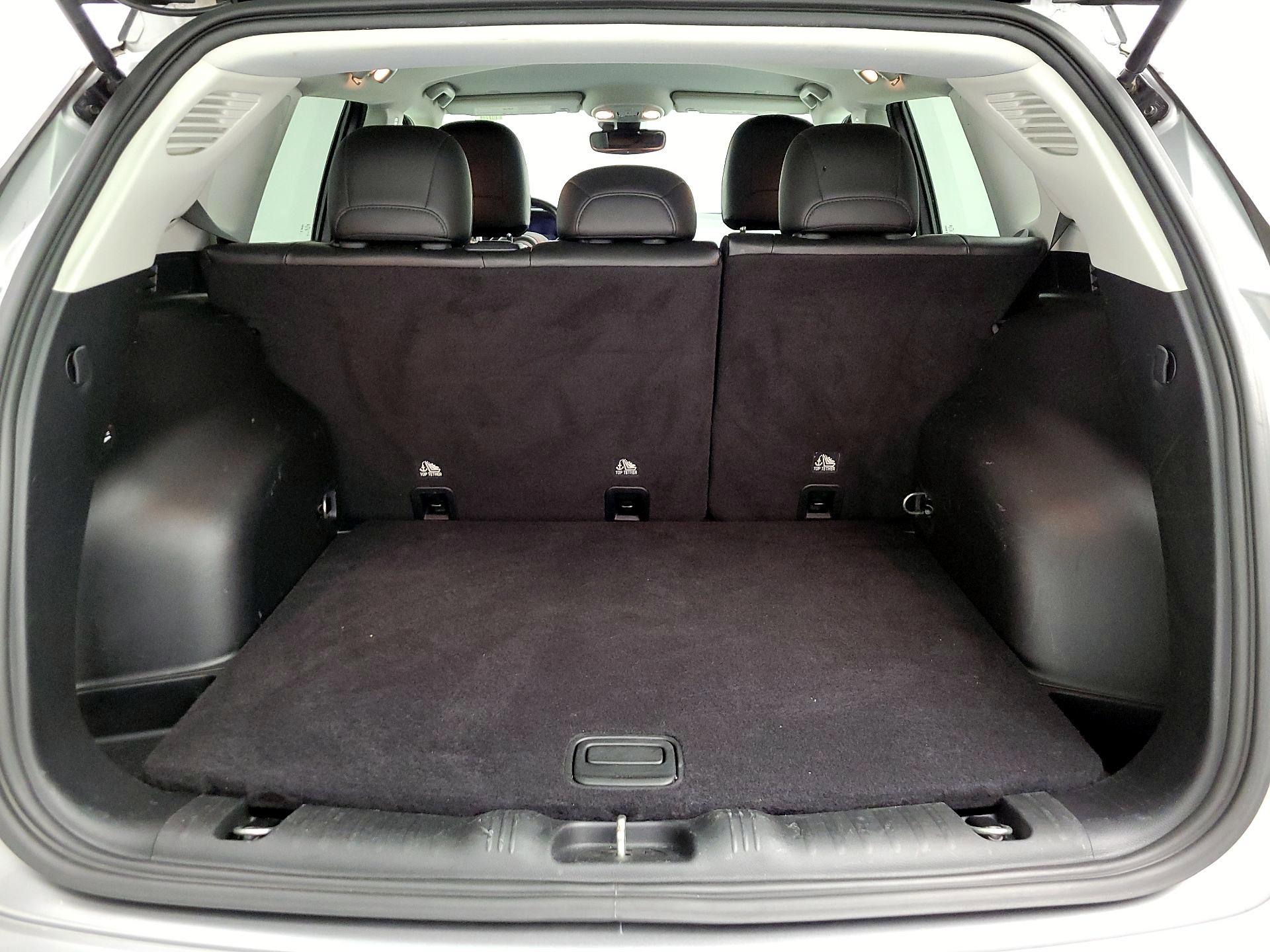 Thumbnail: 2021 Jeep Compass - 16