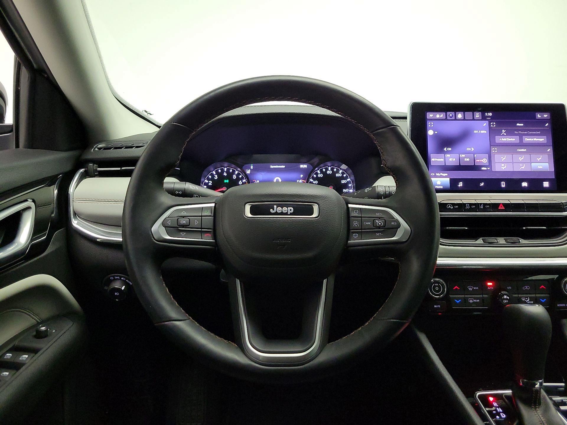 Thumbnail: 2022 Jeep Compass - 10