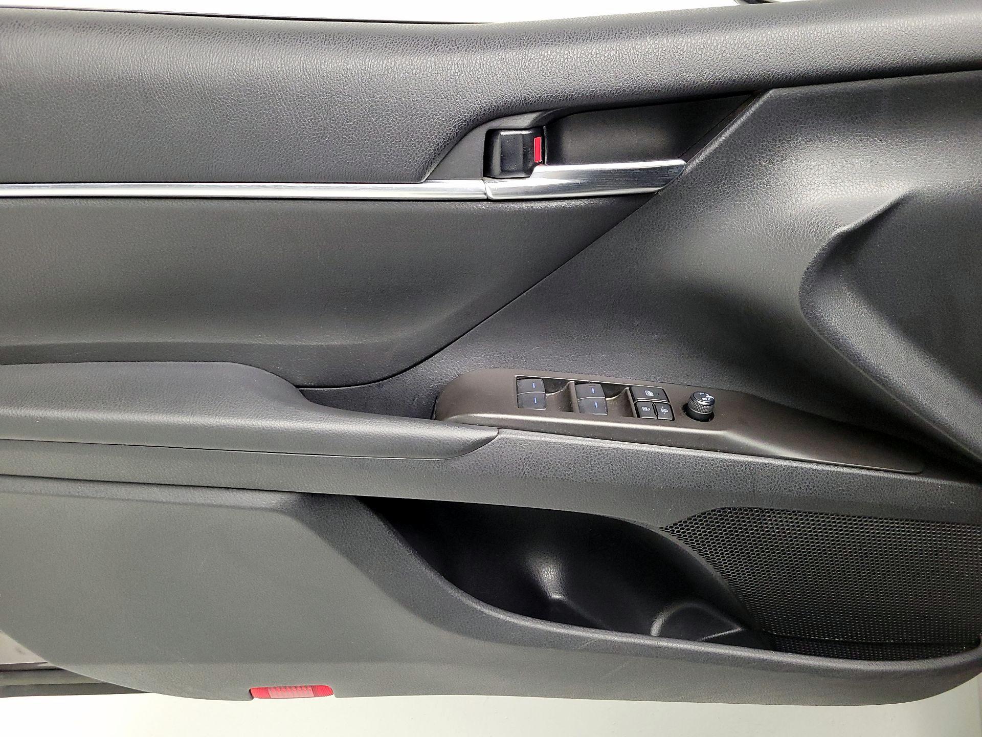 Thumbnail: 2024 Toyota Camry - 12