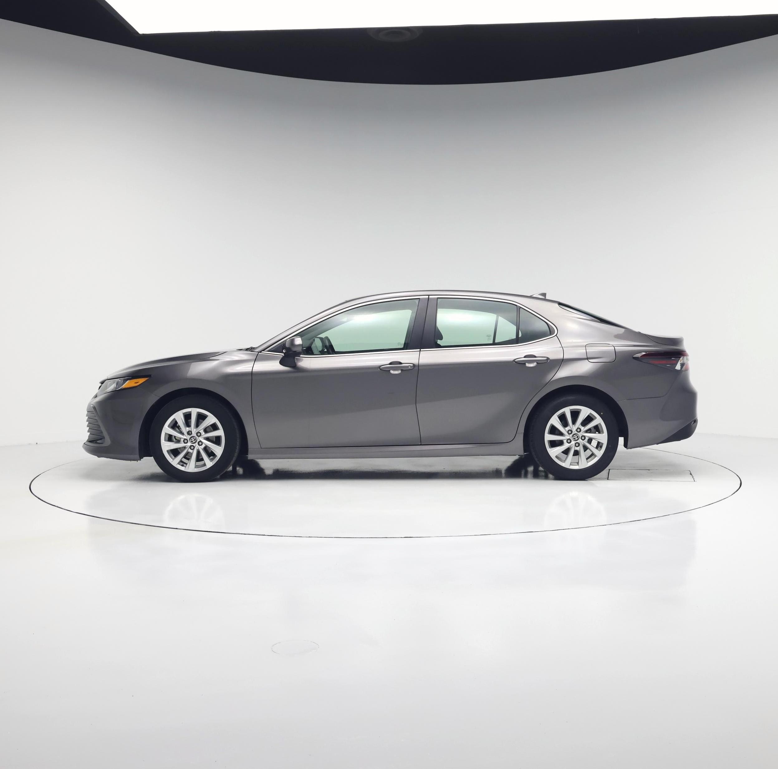 Thumbnail: 2024 Toyota Camry - 3