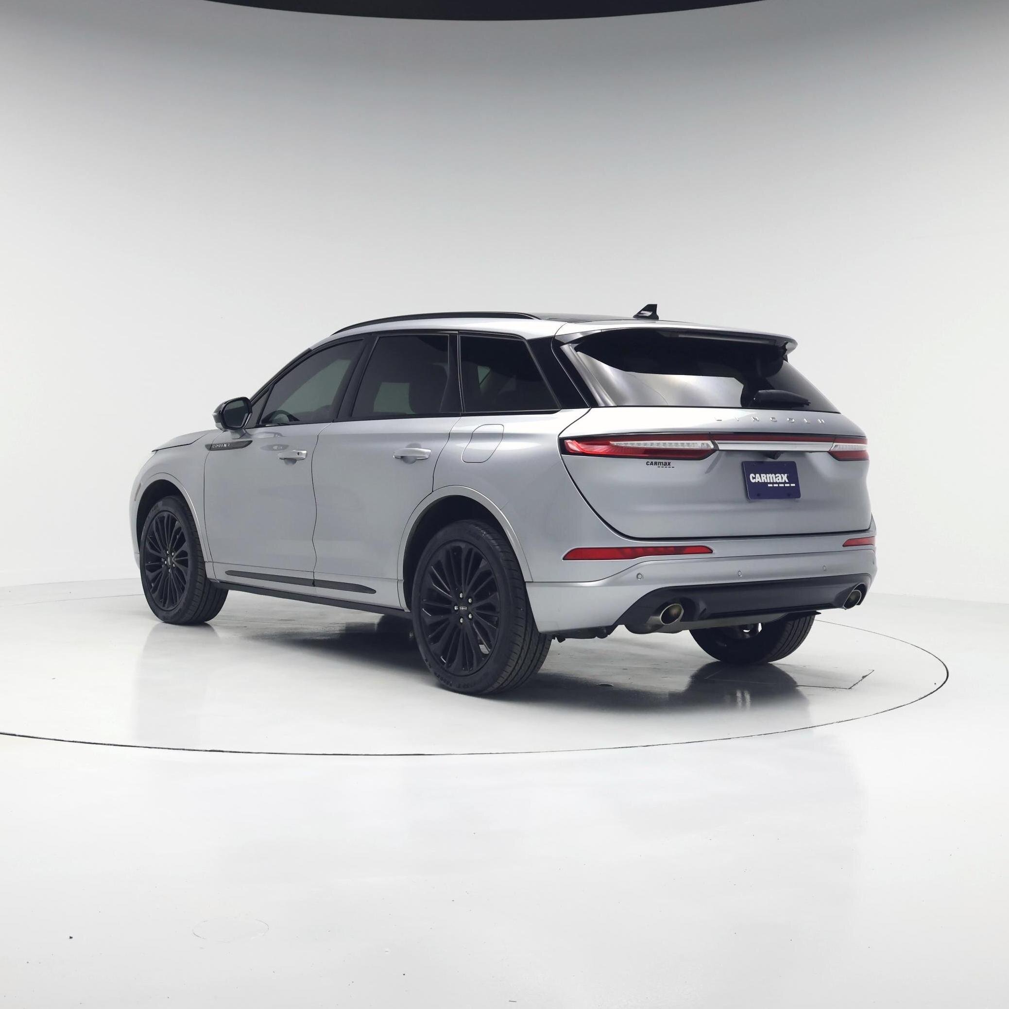 Thumbnail: 2023 Lincoln Corsair - 2