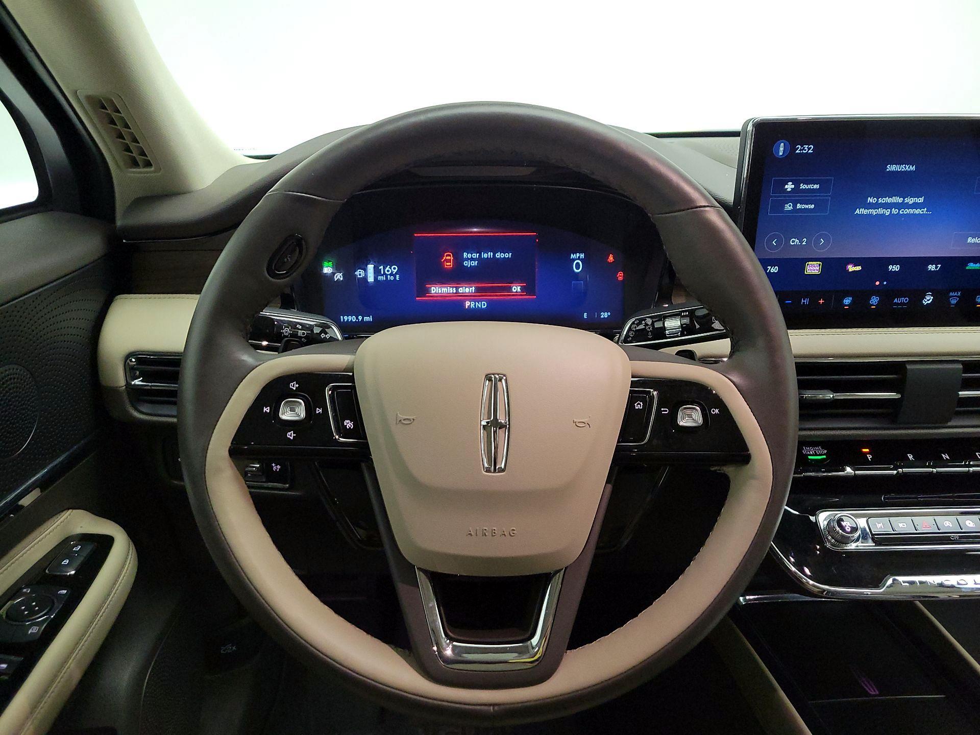 Thumbnail: 2024 Lincoln Corsair - 10