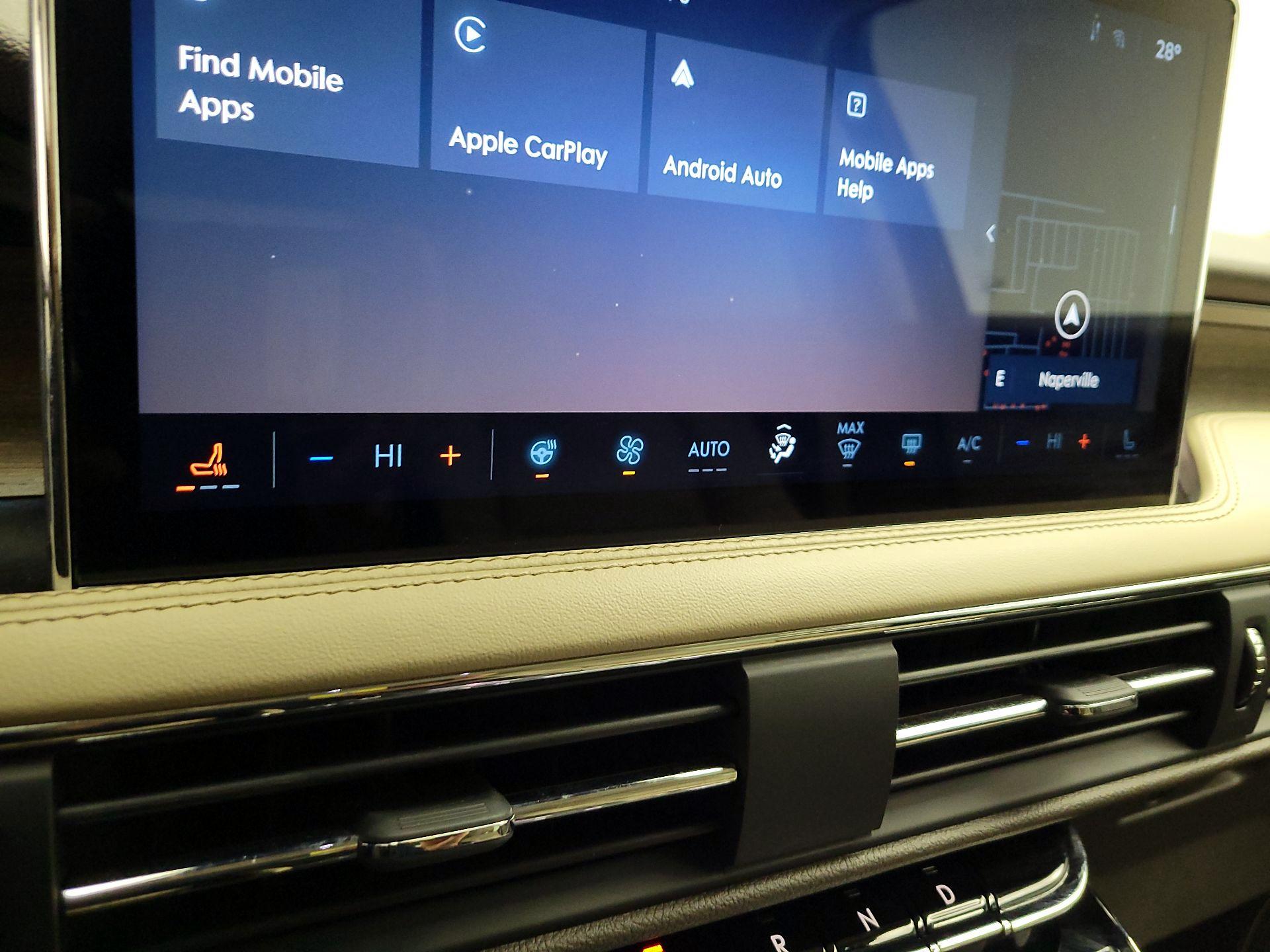 Thumbnail: 2024 Lincoln Corsair - 16