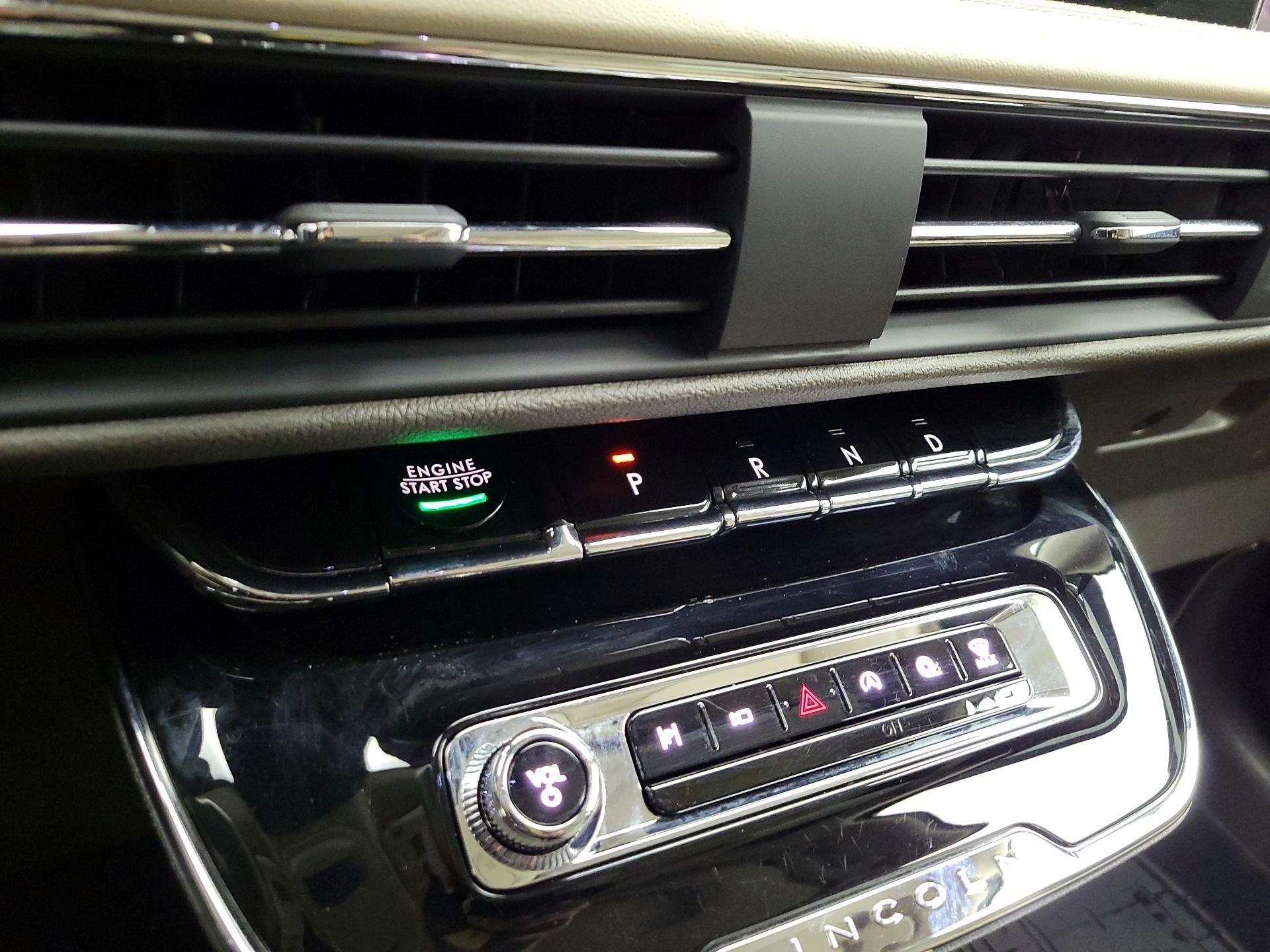 Thumbnail: 2024 Lincoln Corsair - 17