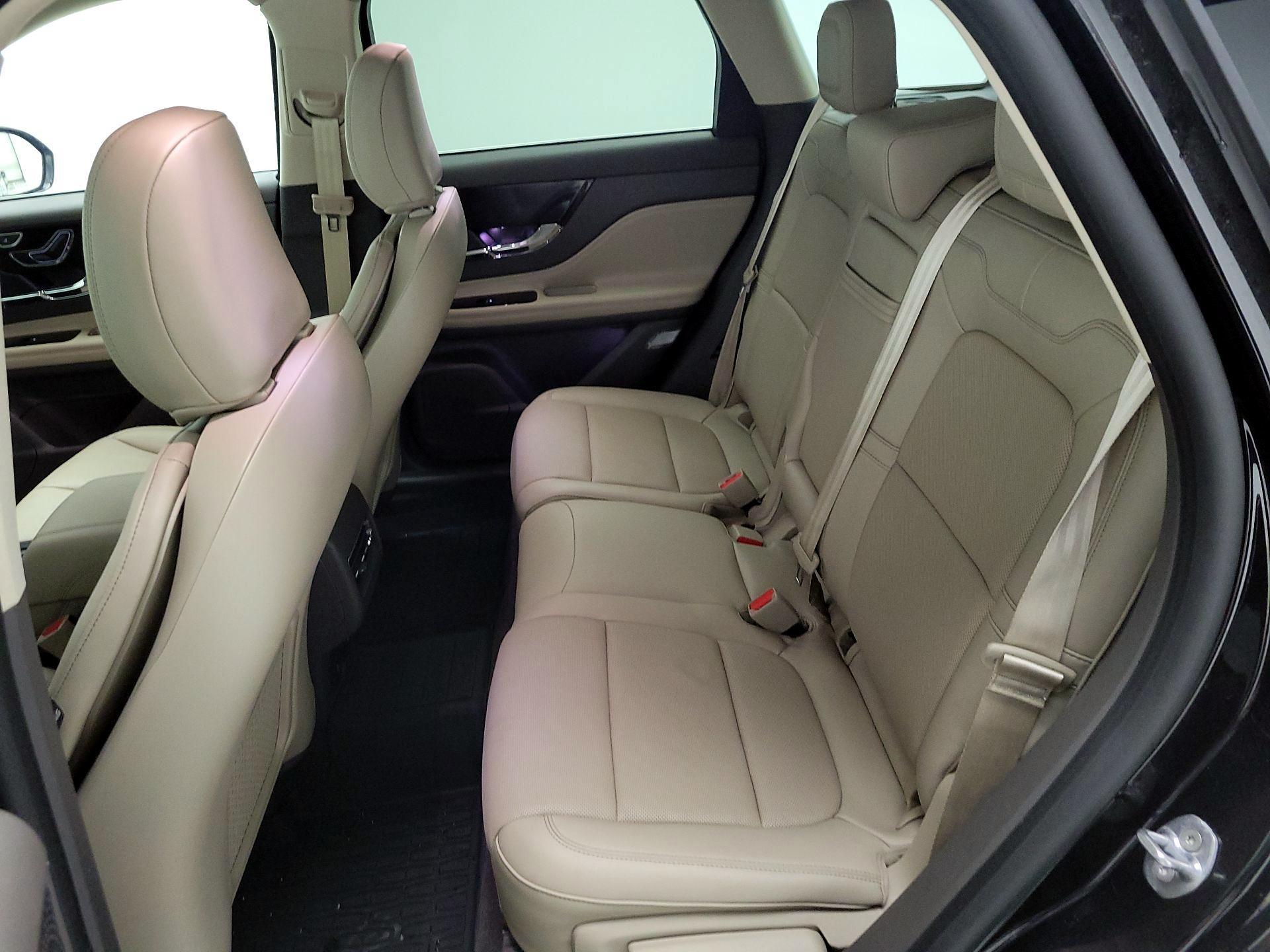 Thumbnail: 2024 Lincoln Corsair - 20