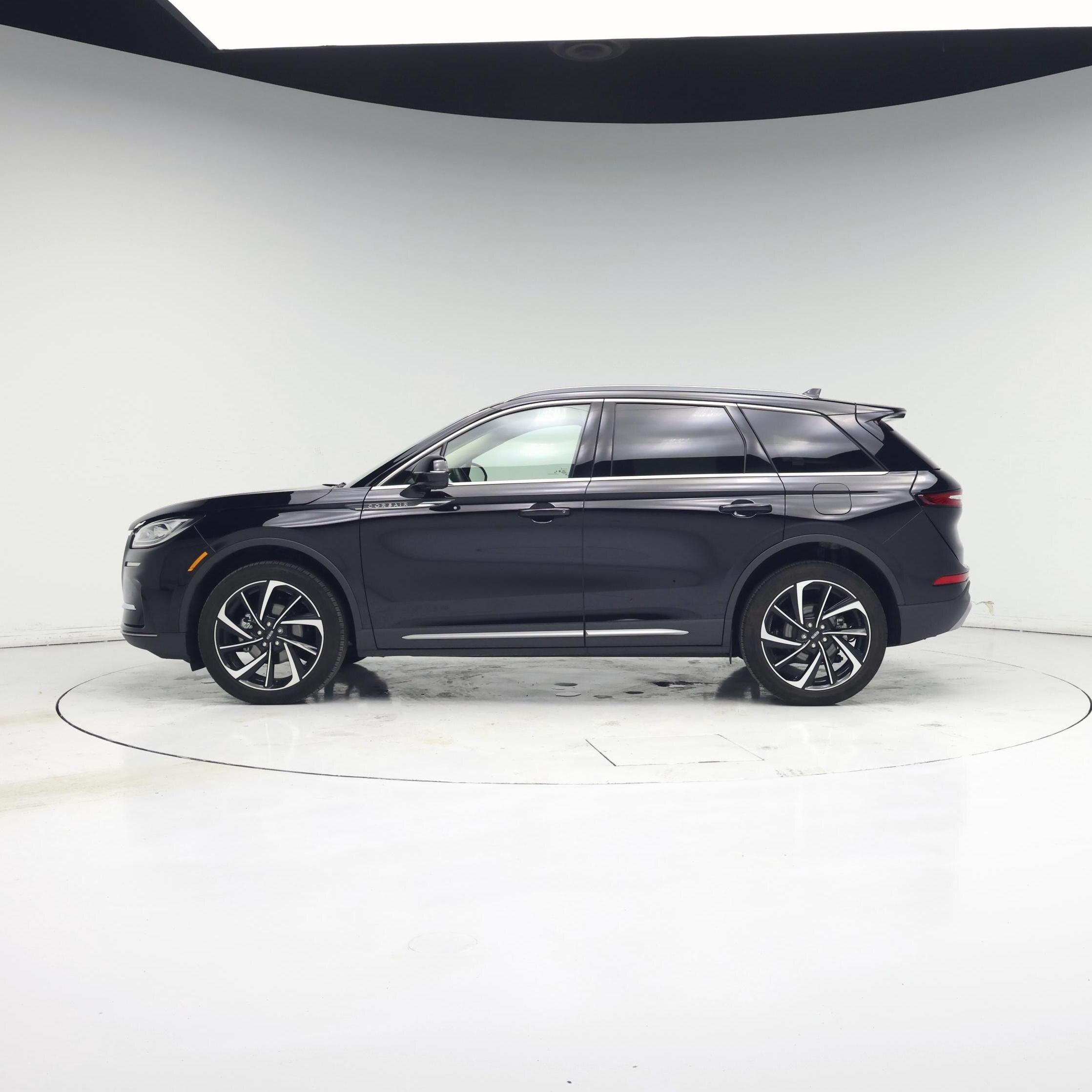 Thumbnail: 2024 Lincoln Corsair - 3