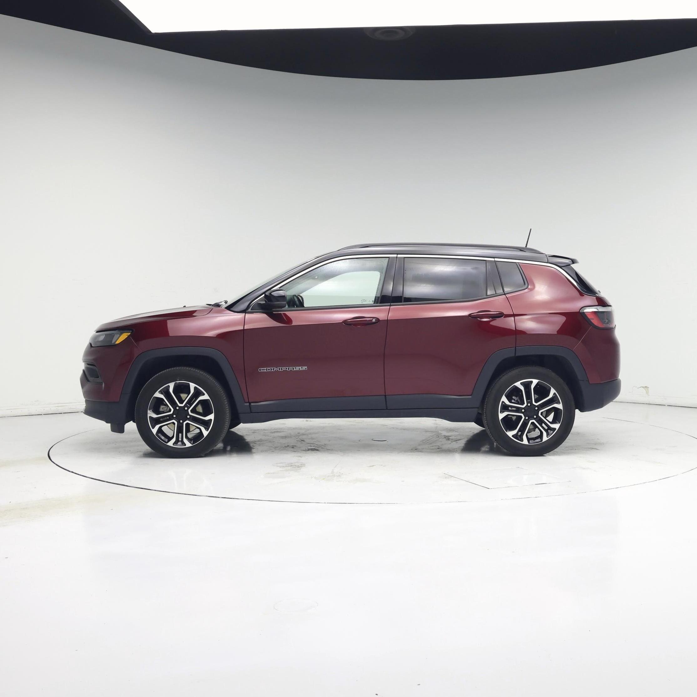 Thumbnail: 2022 Jeep Compass - 3