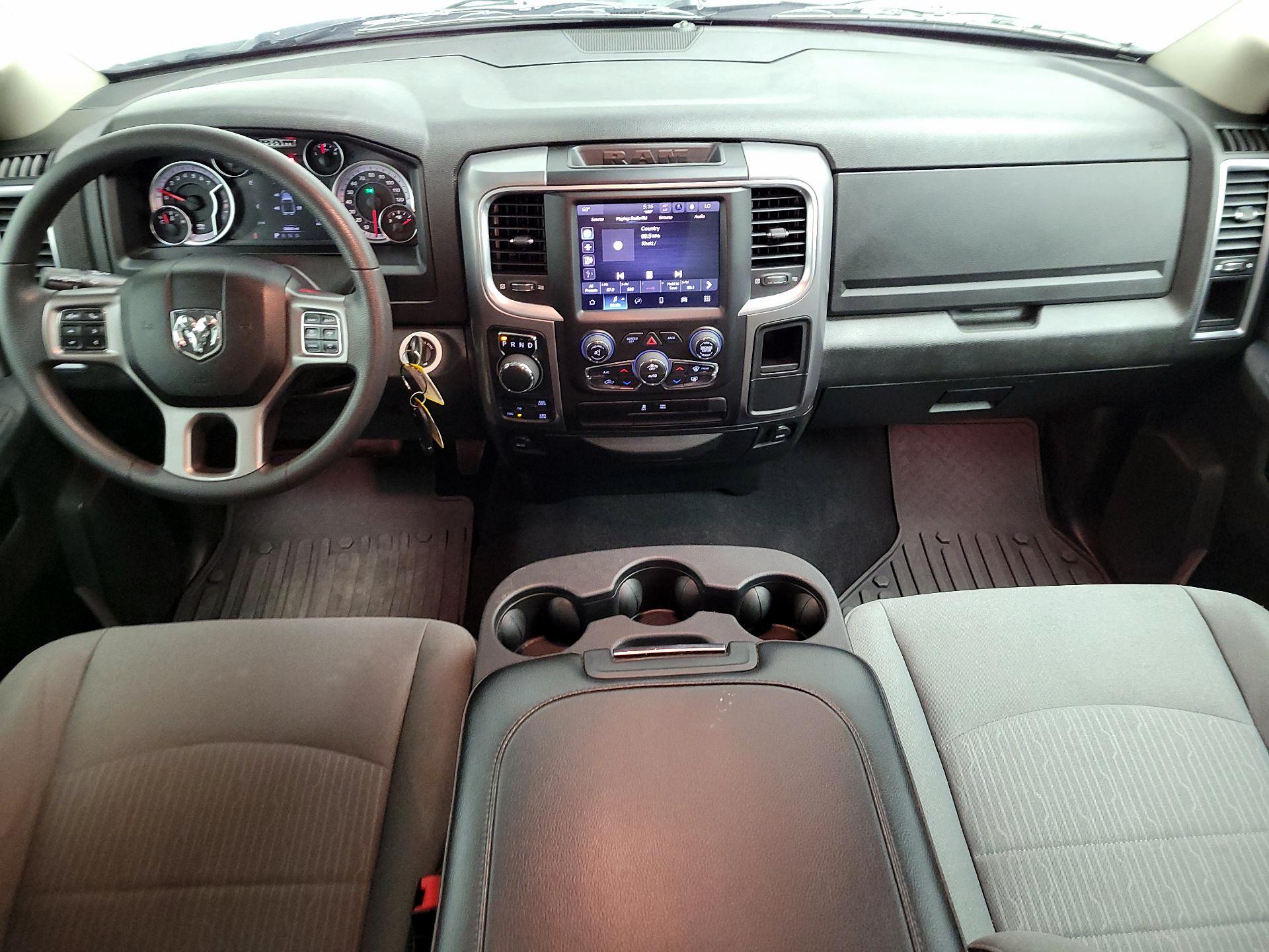 Thumbnail: 2023 RAM 1500 Classic - 9