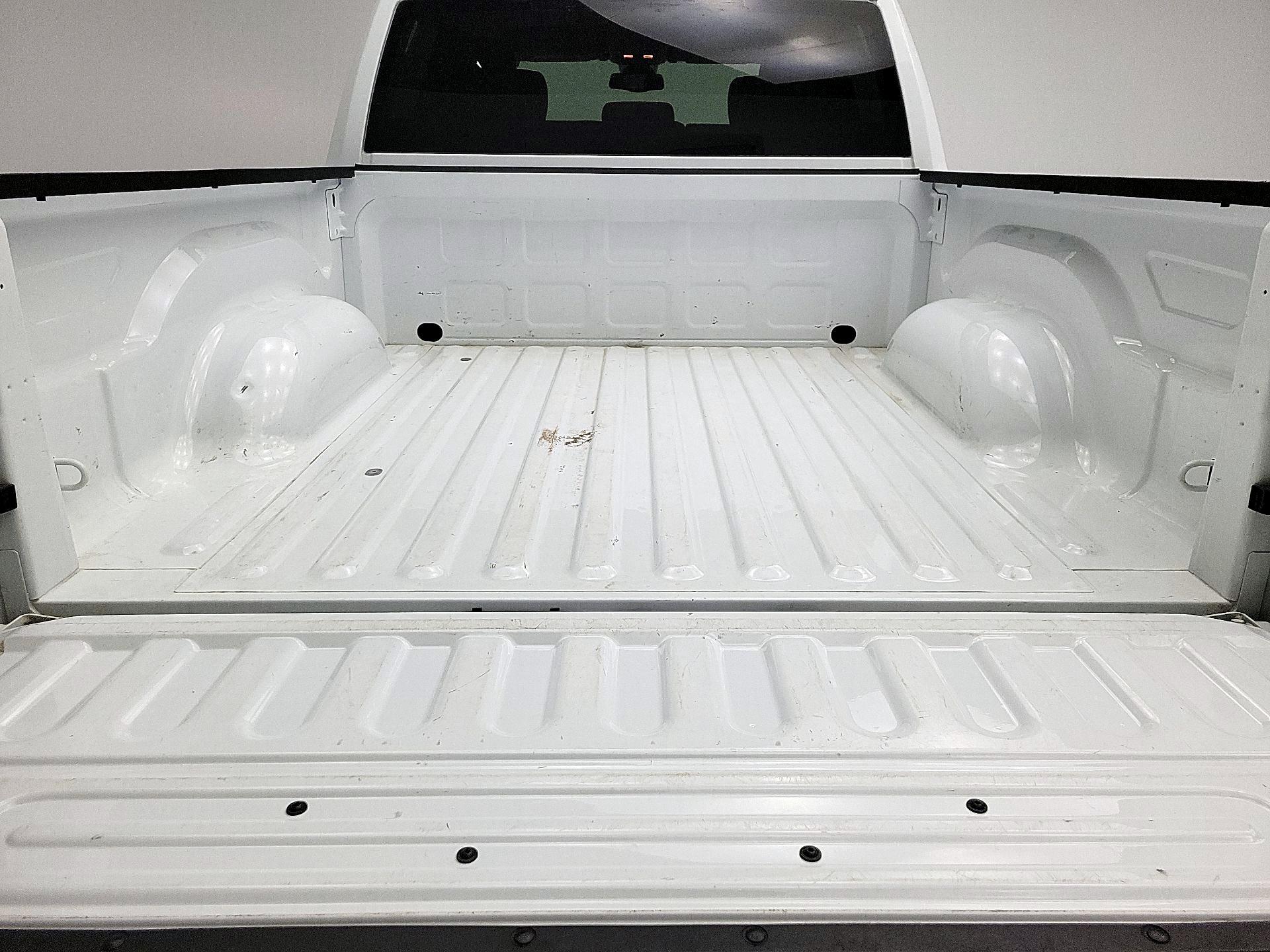 Thumbnail: 2023 RAM 1500 Classic - 16