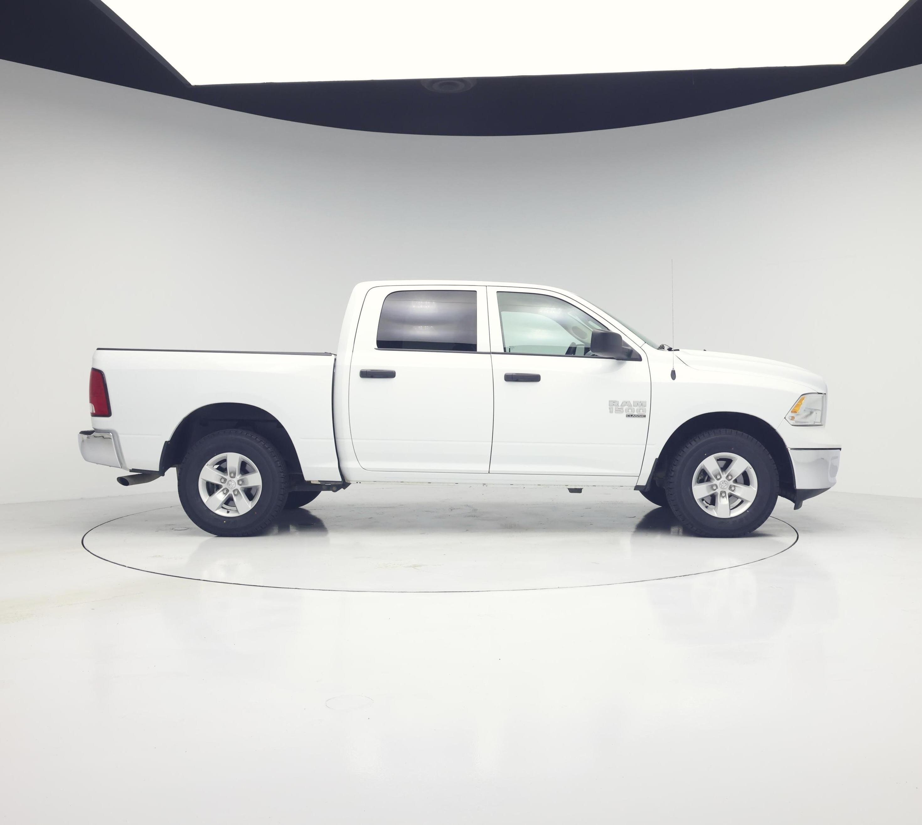 Thumbnail: 2023 RAM 1500 Classic - 7