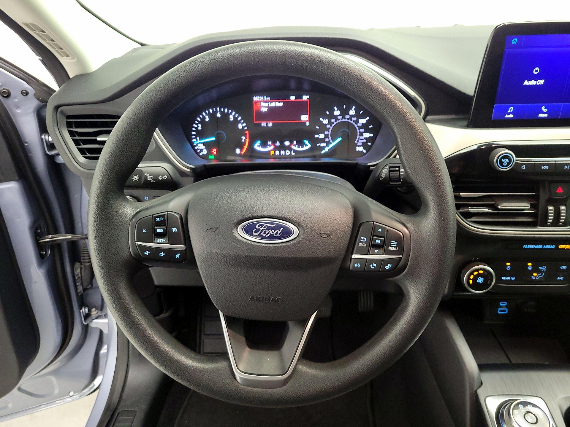 Thumbnail: 2022 Ford Escape - 10