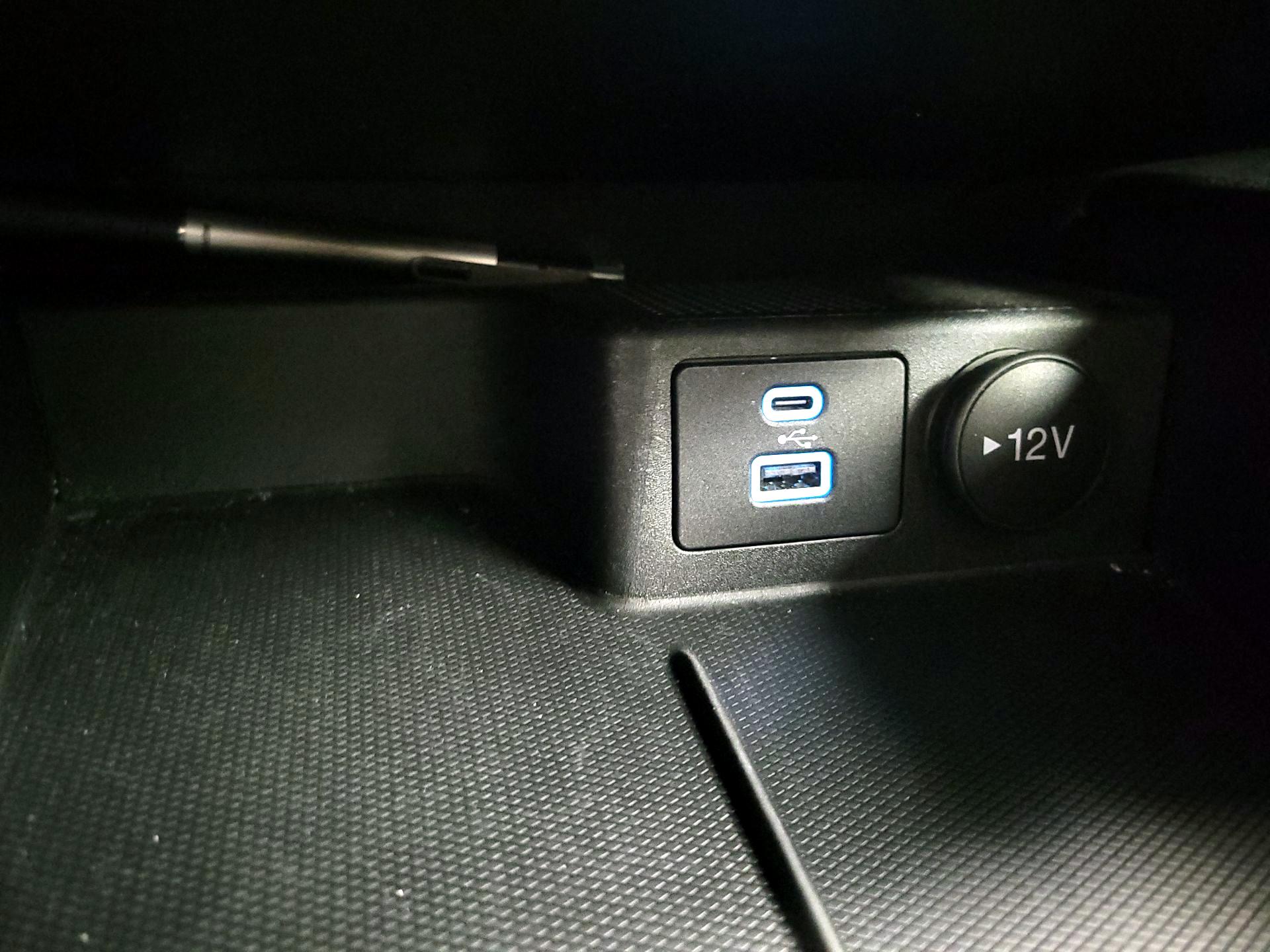 Thumbnail: 2022 Ford Escape - 18