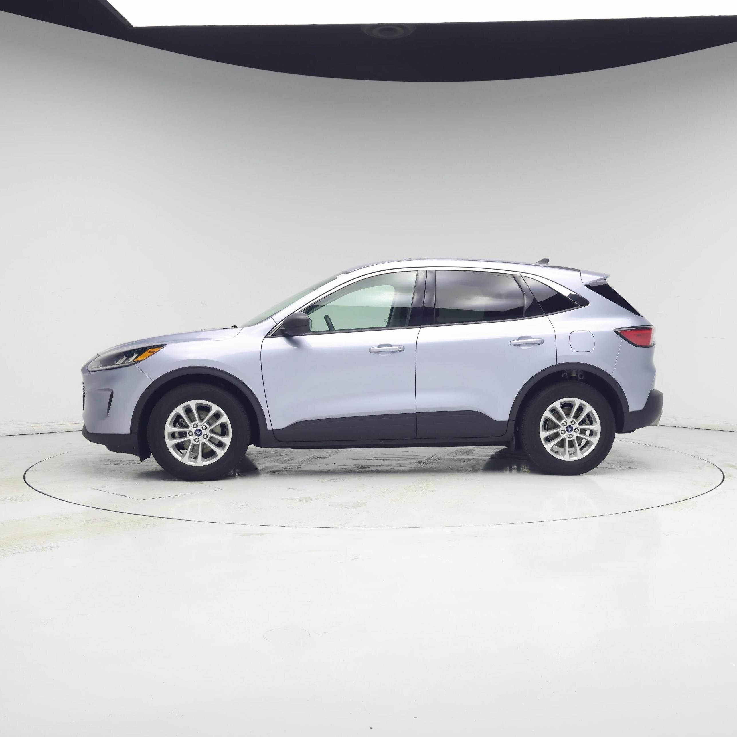 Thumbnail: 2022 Ford Escape - 3