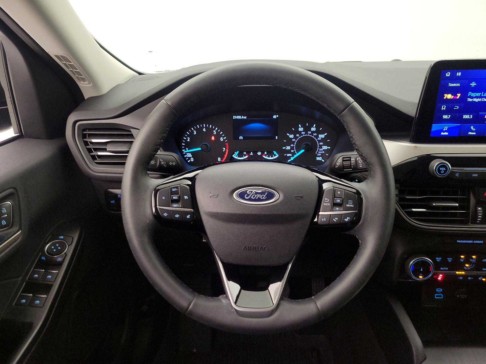 Thumbnail: 2022 Ford Escape - 10