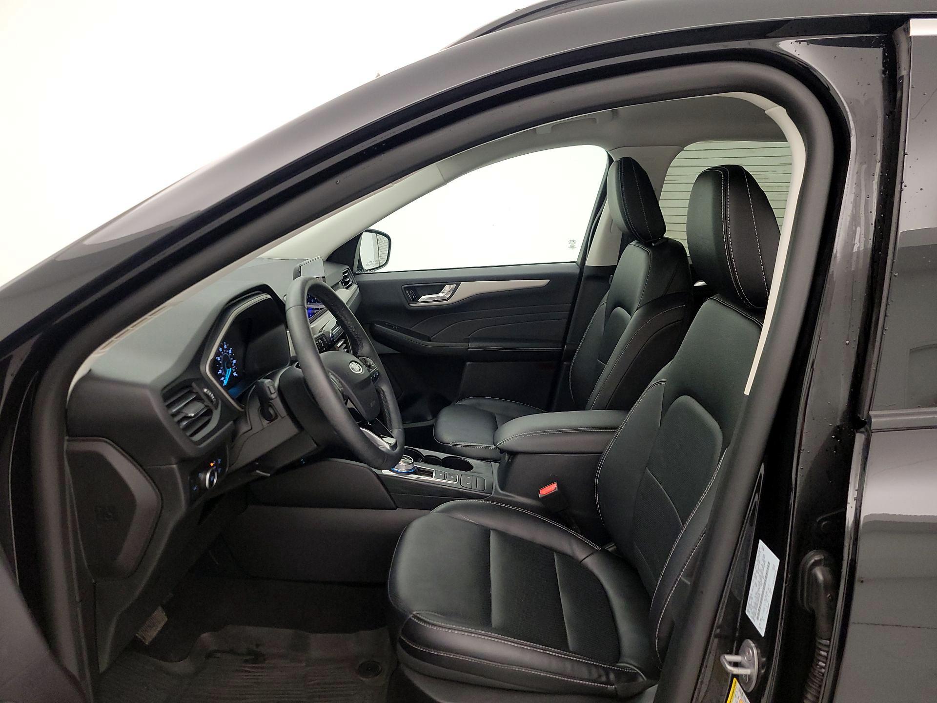 Thumbnail: 2022 Ford Escape - 11