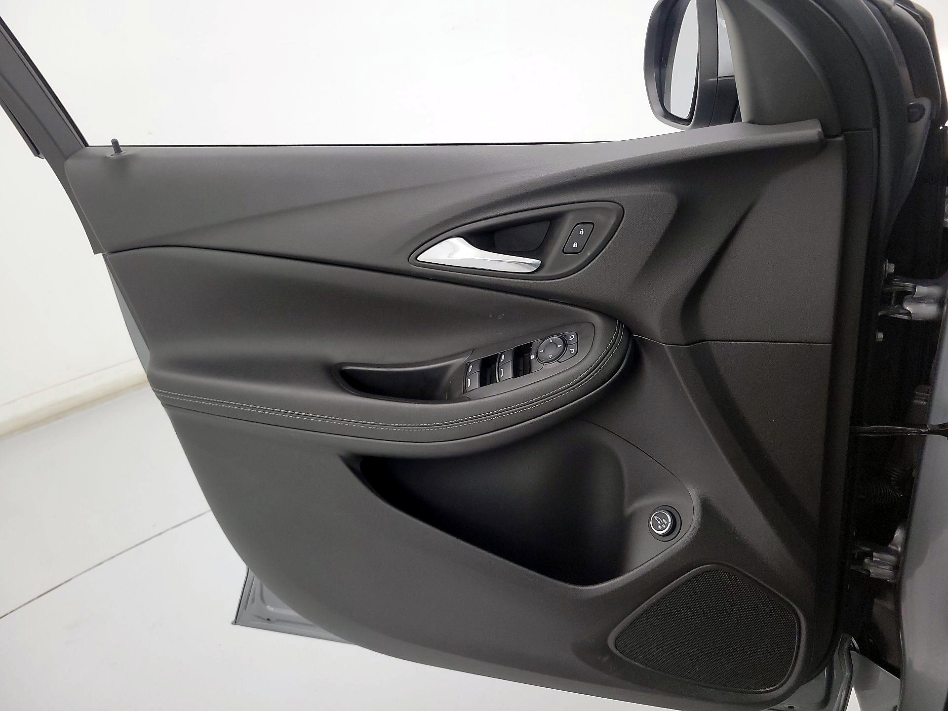 Thumbnail: 2023 Buick Encore GX - 12