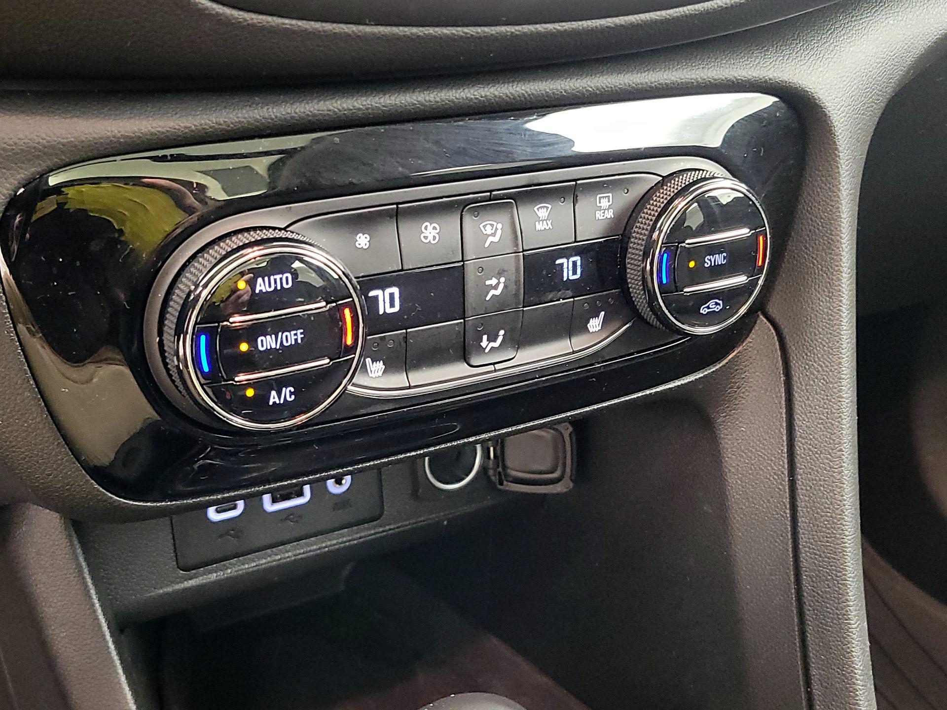 Thumbnail: 2023 Buick Encore GX - 16