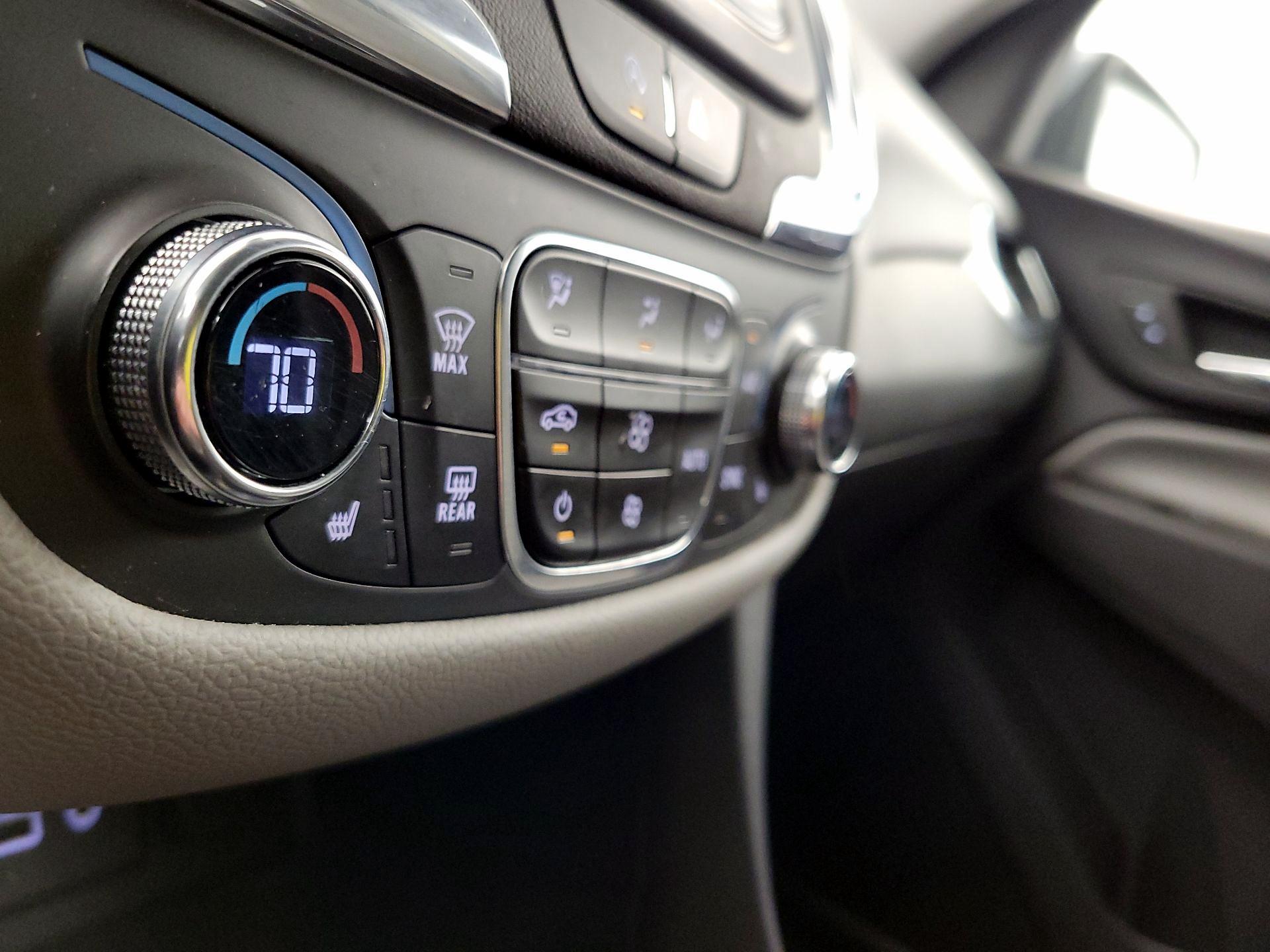 Thumbnail: 2023 Chevrolet Equinox - 16