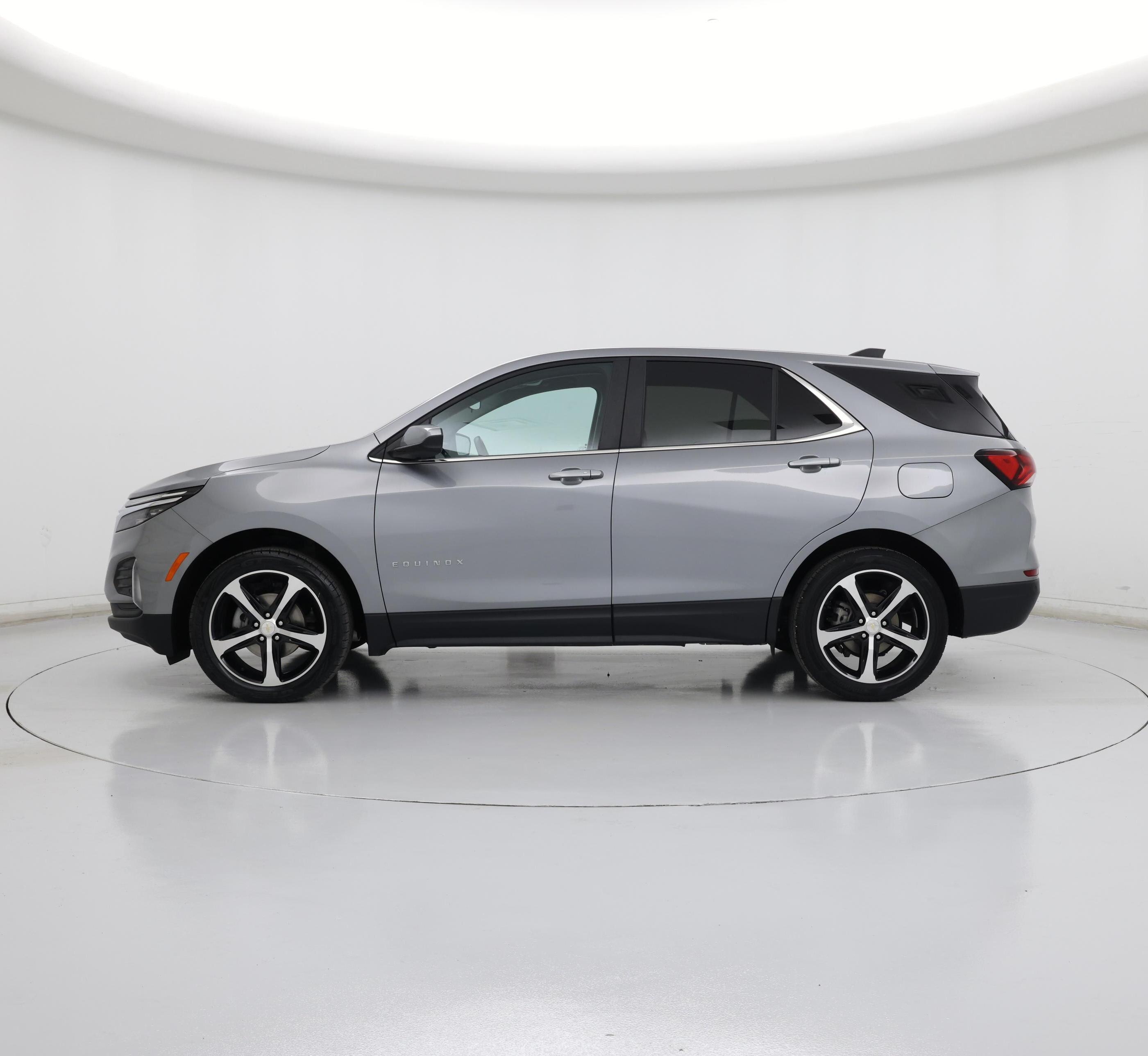 Thumbnail: 2023 Chevrolet Equinox - 3