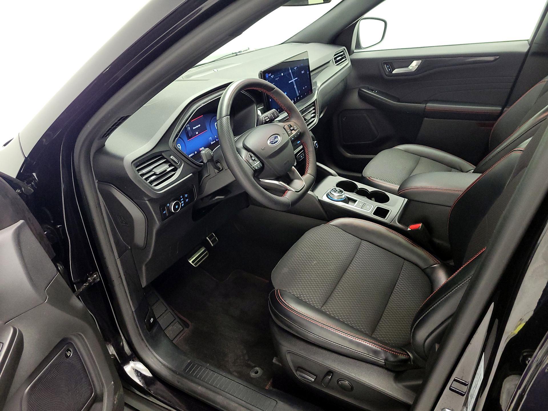 Thumbnail: 2023 Ford Escape - 11