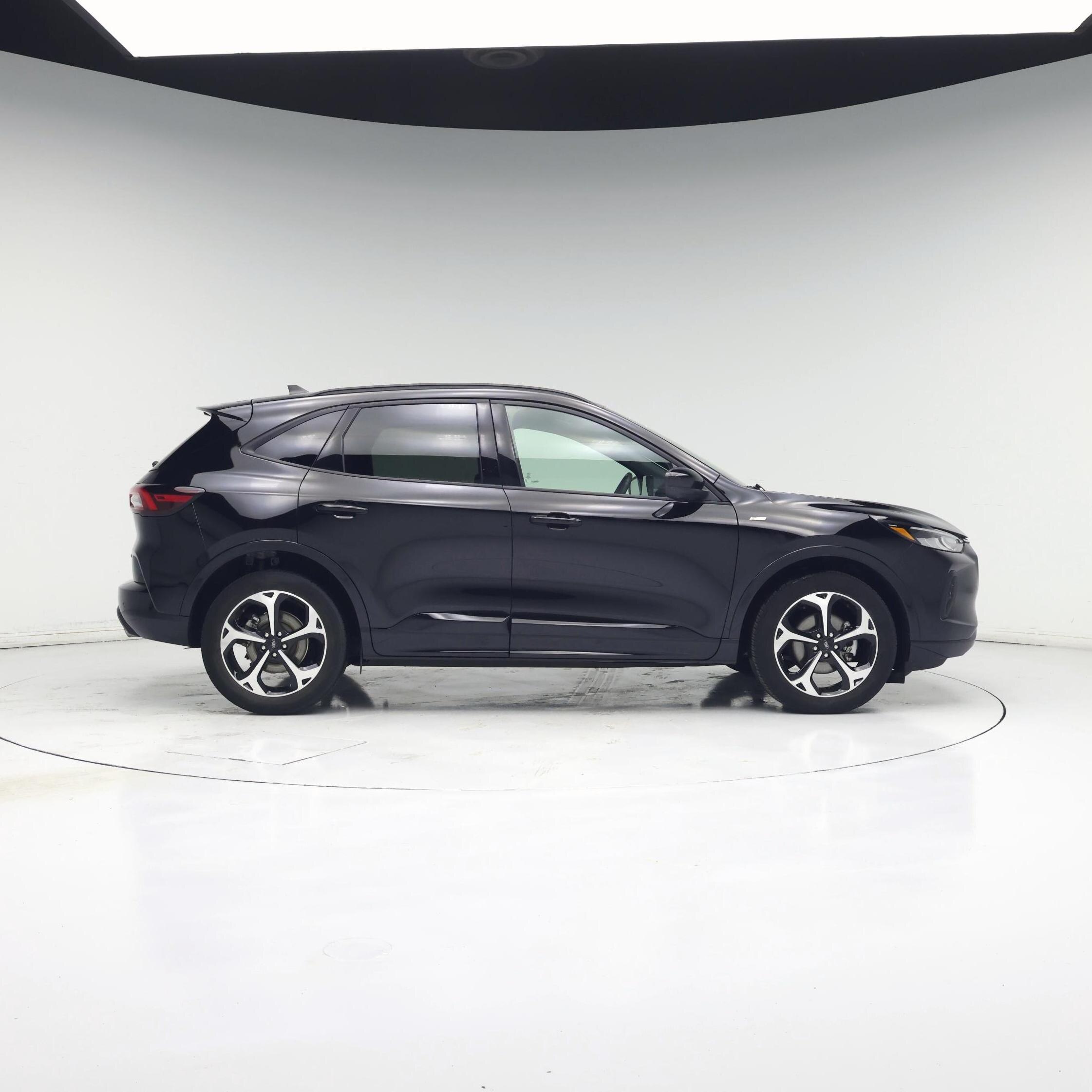 Thumbnail: 2023 Ford Escape - 7