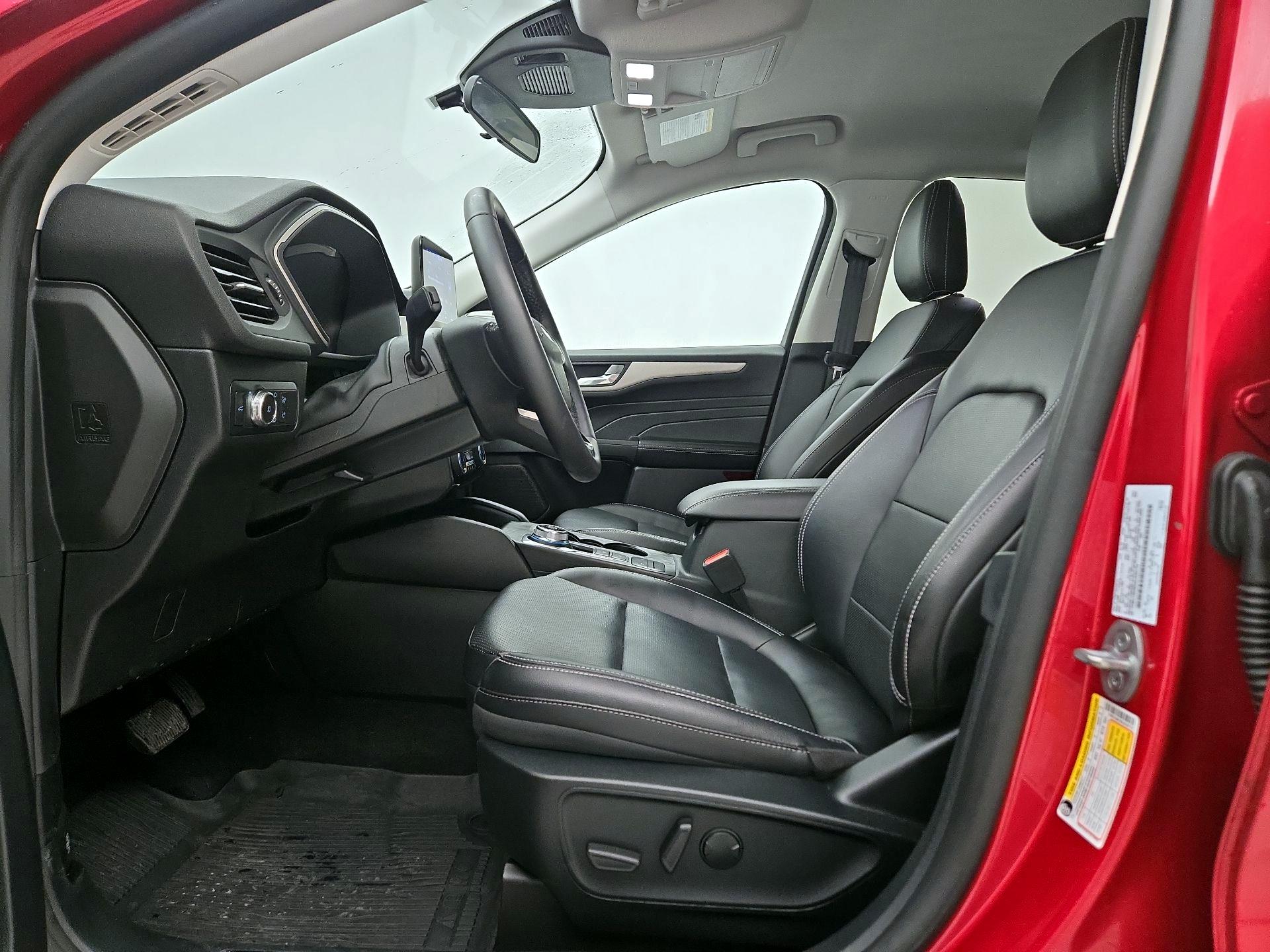 Thumbnail: 2022 Ford Escape - 11