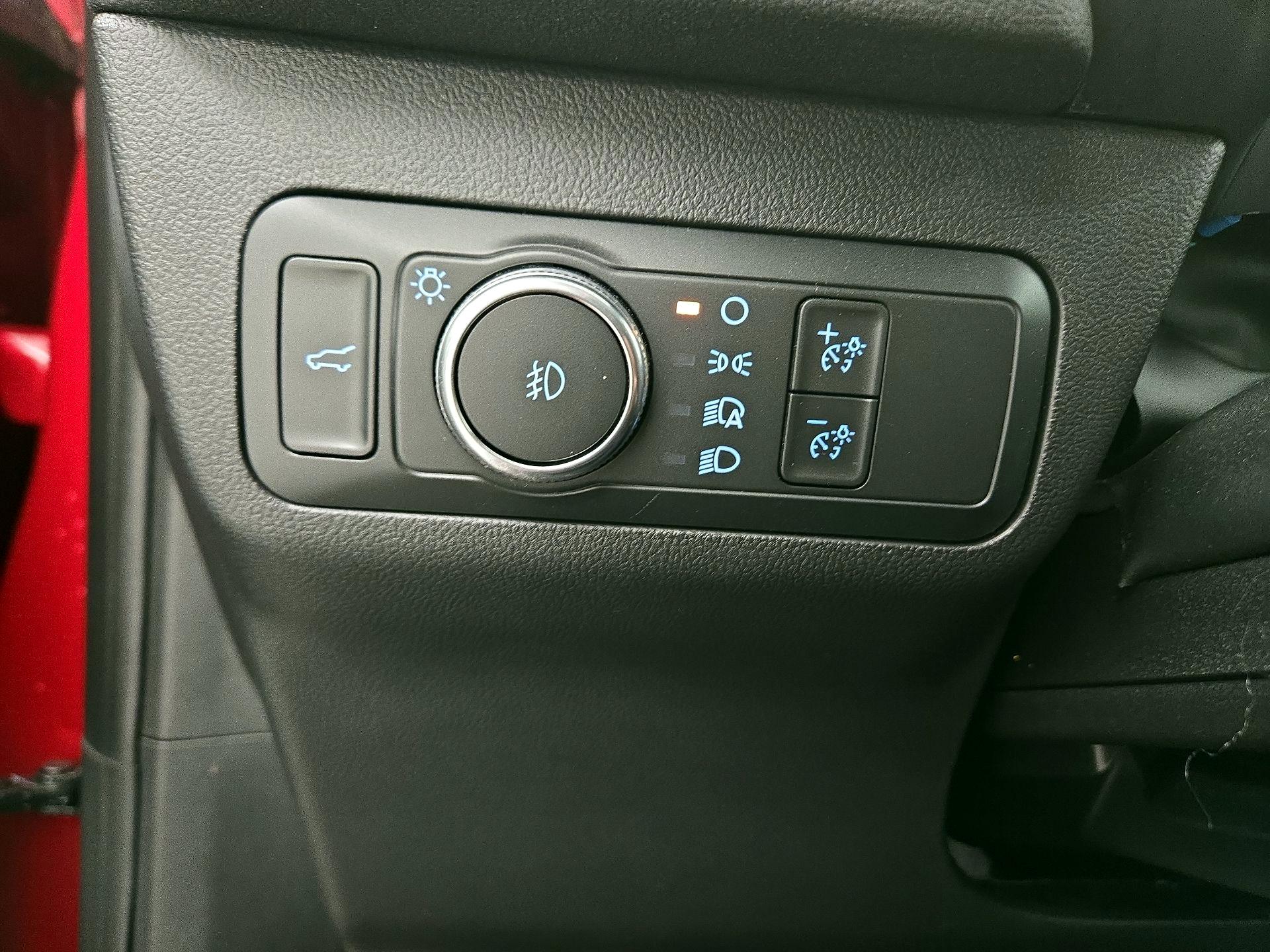 Thumbnail: 2022 Ford Escape - 13