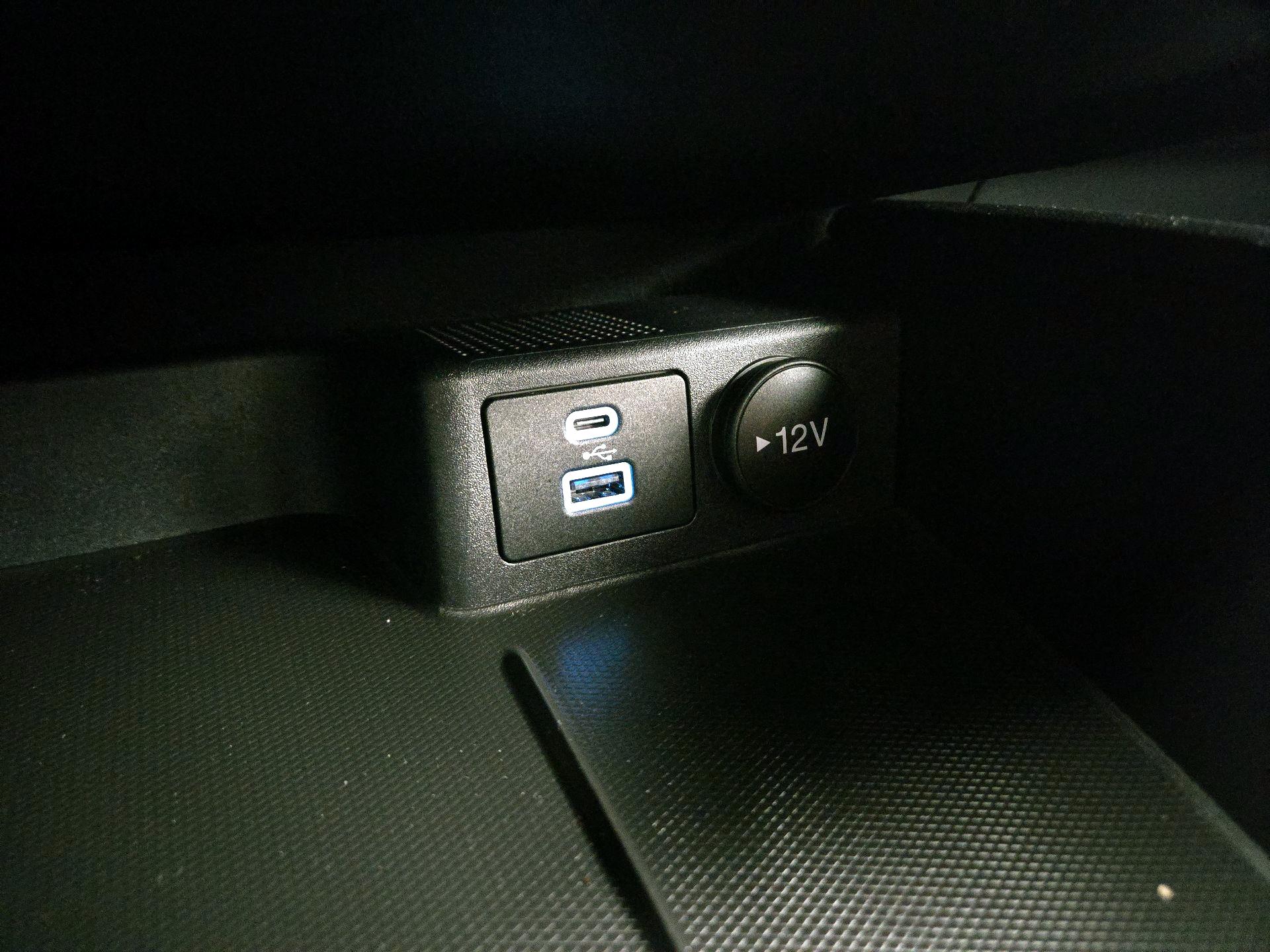 Thumbnail: 2022 Ford Escape - 18