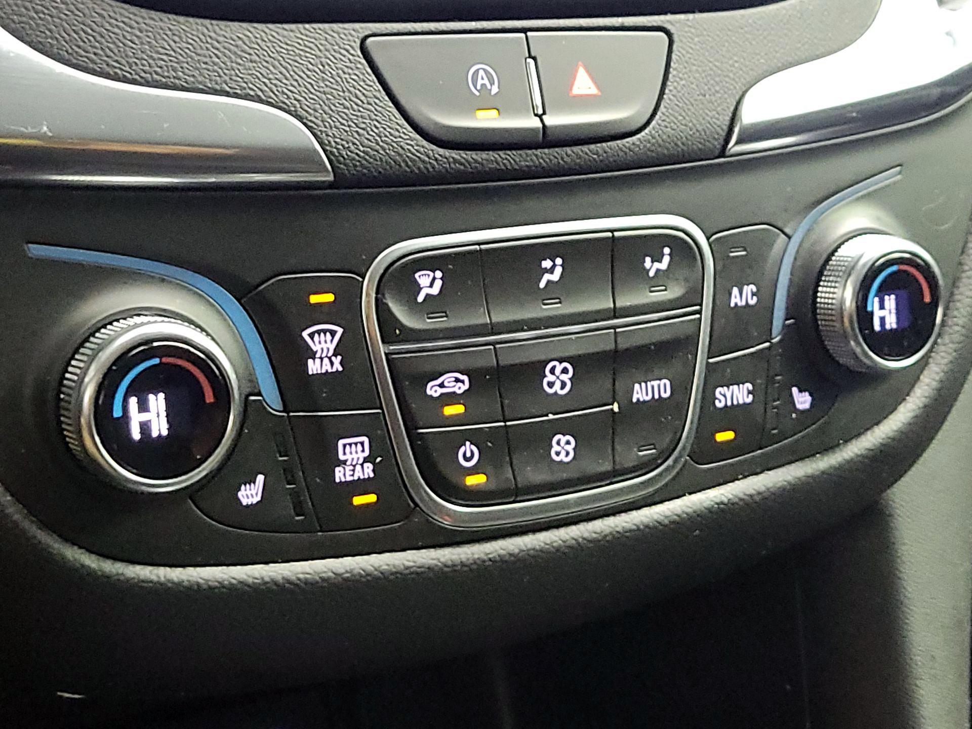 Thumbnail: 2024 Chevrolet Equinox - 16