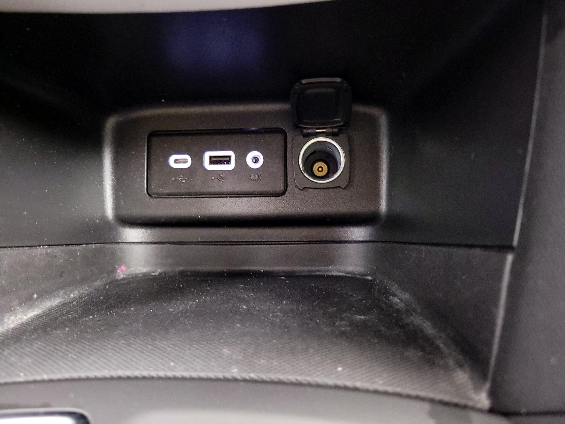 Thumbnail: 2024 Chevrolet Equinox - 18