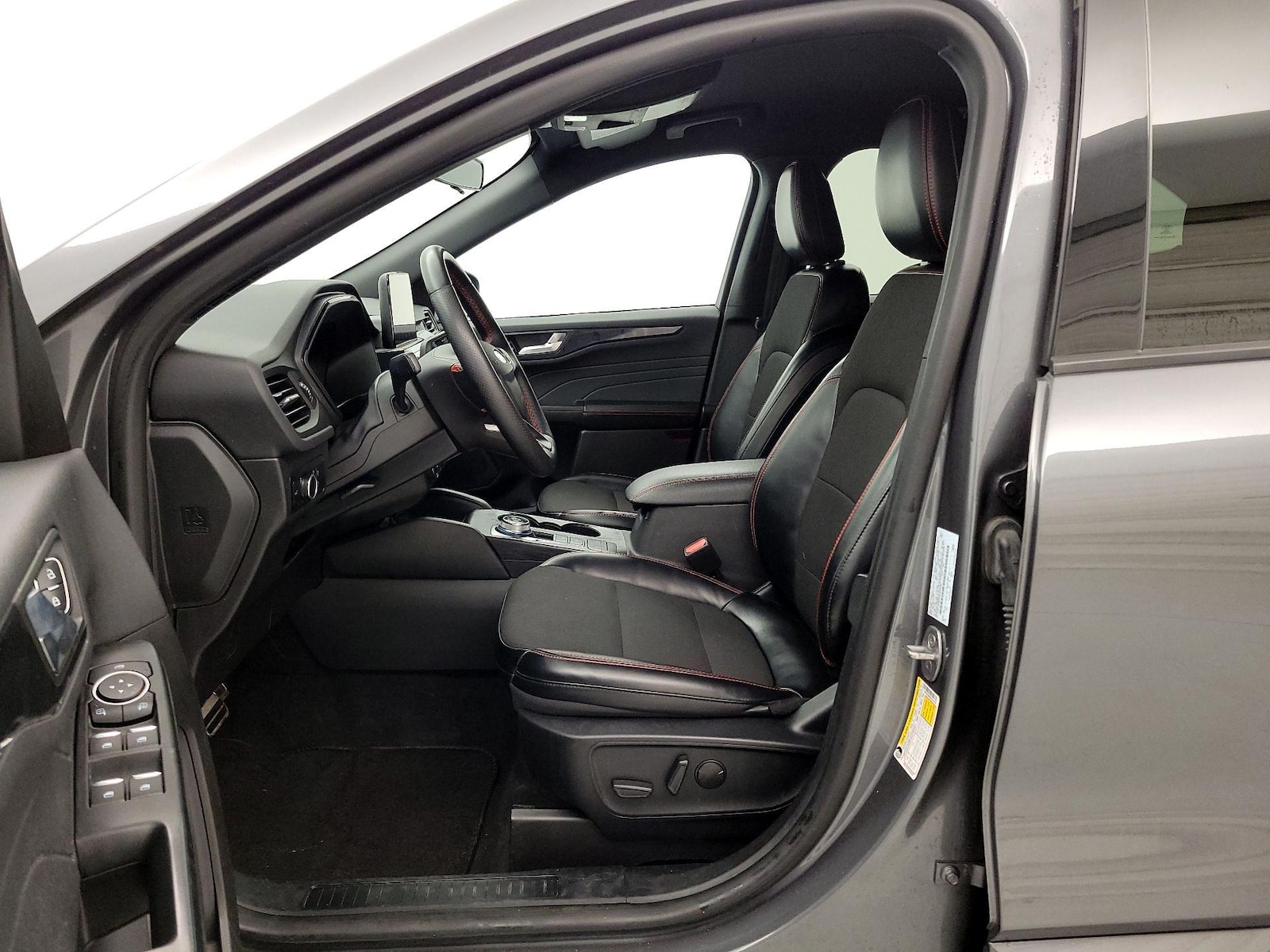 2024 Ford Escape ST-Line - Photo 12