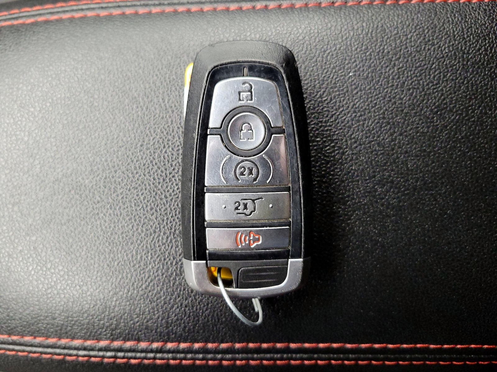 2024 Ford Escape ST-Line - Photo 24