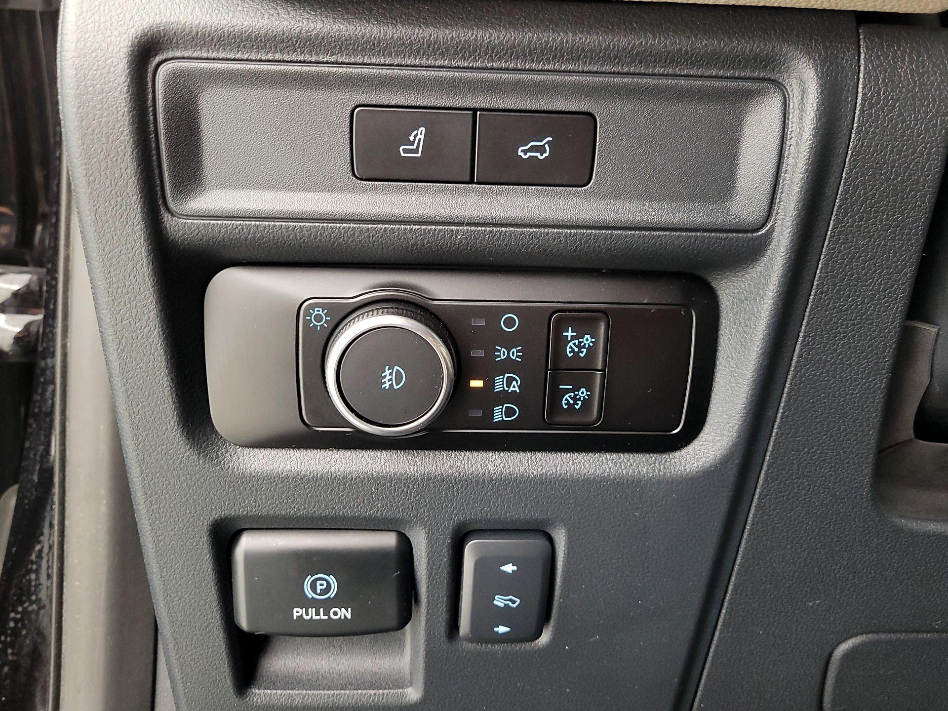 Thumbnail: 2023 Ford Expedition - 13