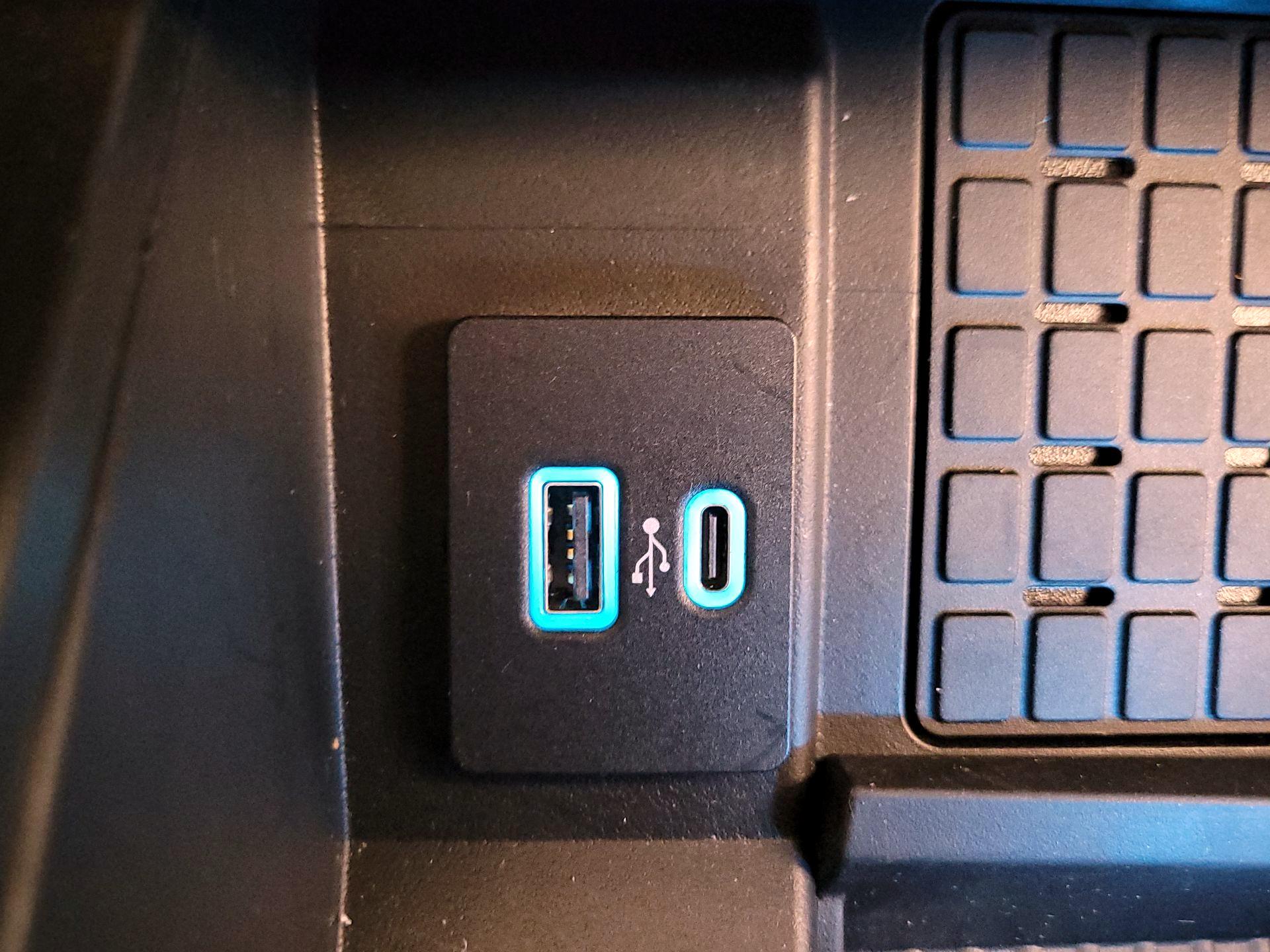 Thumbnail: 2023 Ford Expedition - 19