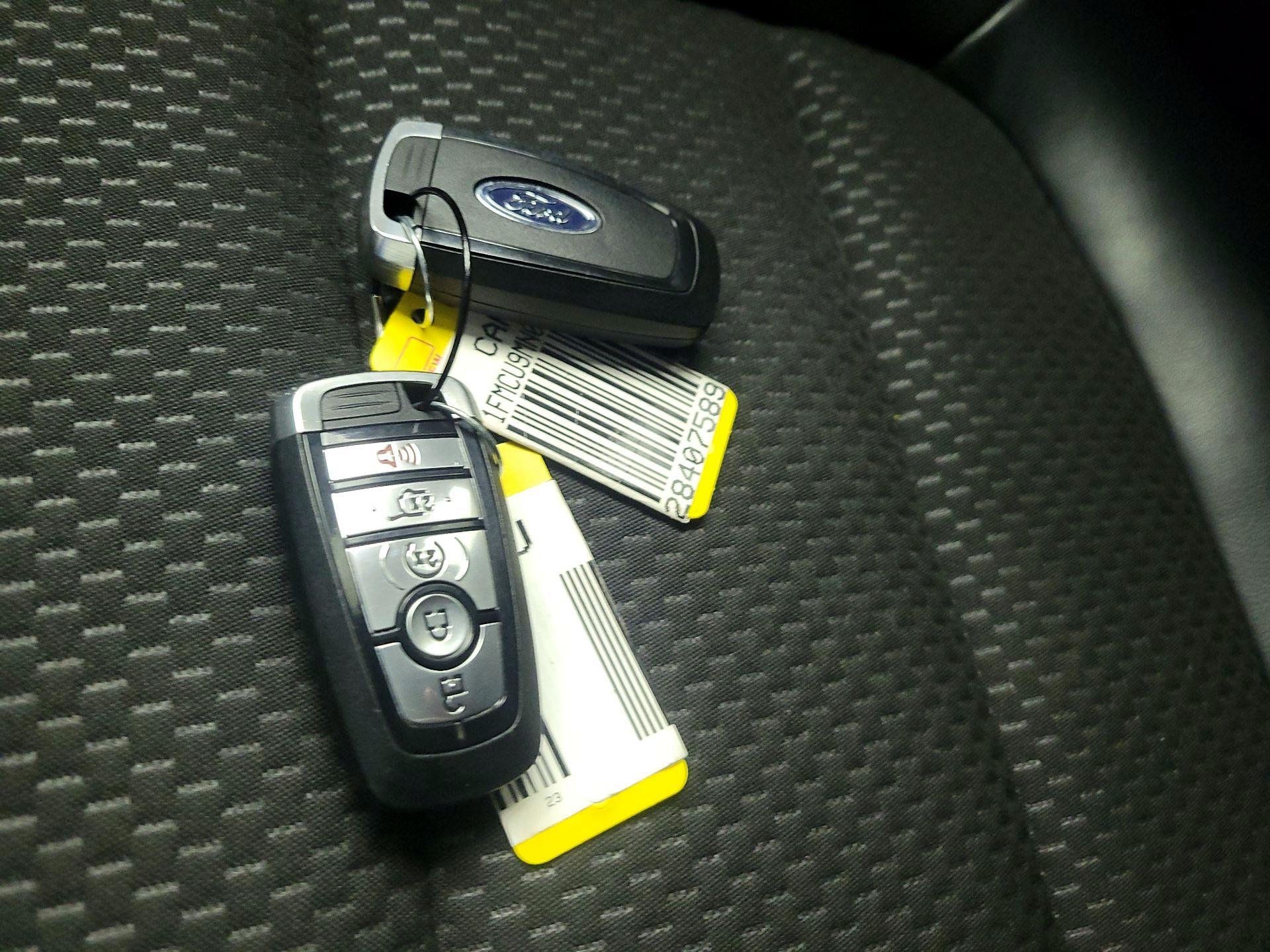 Thumbnail: 2023 Ford Escape - 18