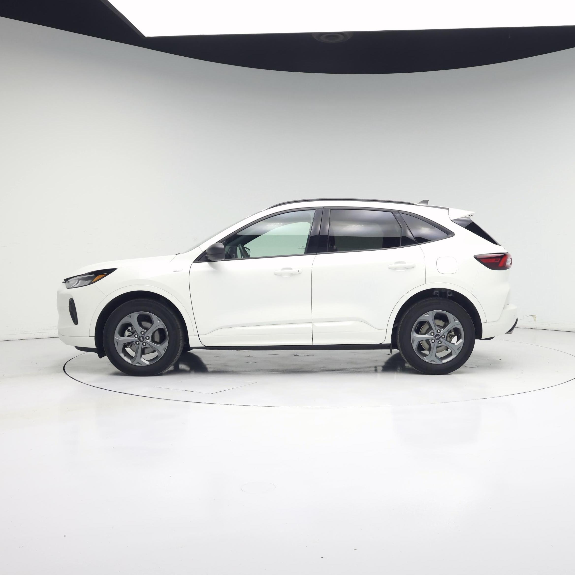 Thumbnail: 2023 Ford Escape - 3