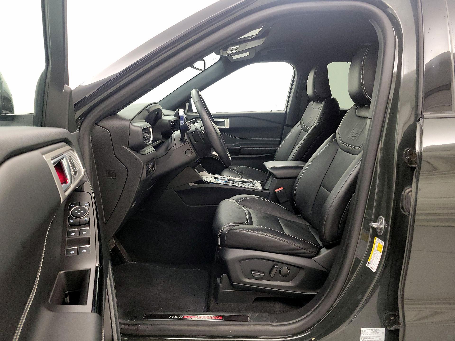 Thumbnail: 2023 Ford Explorer - 11