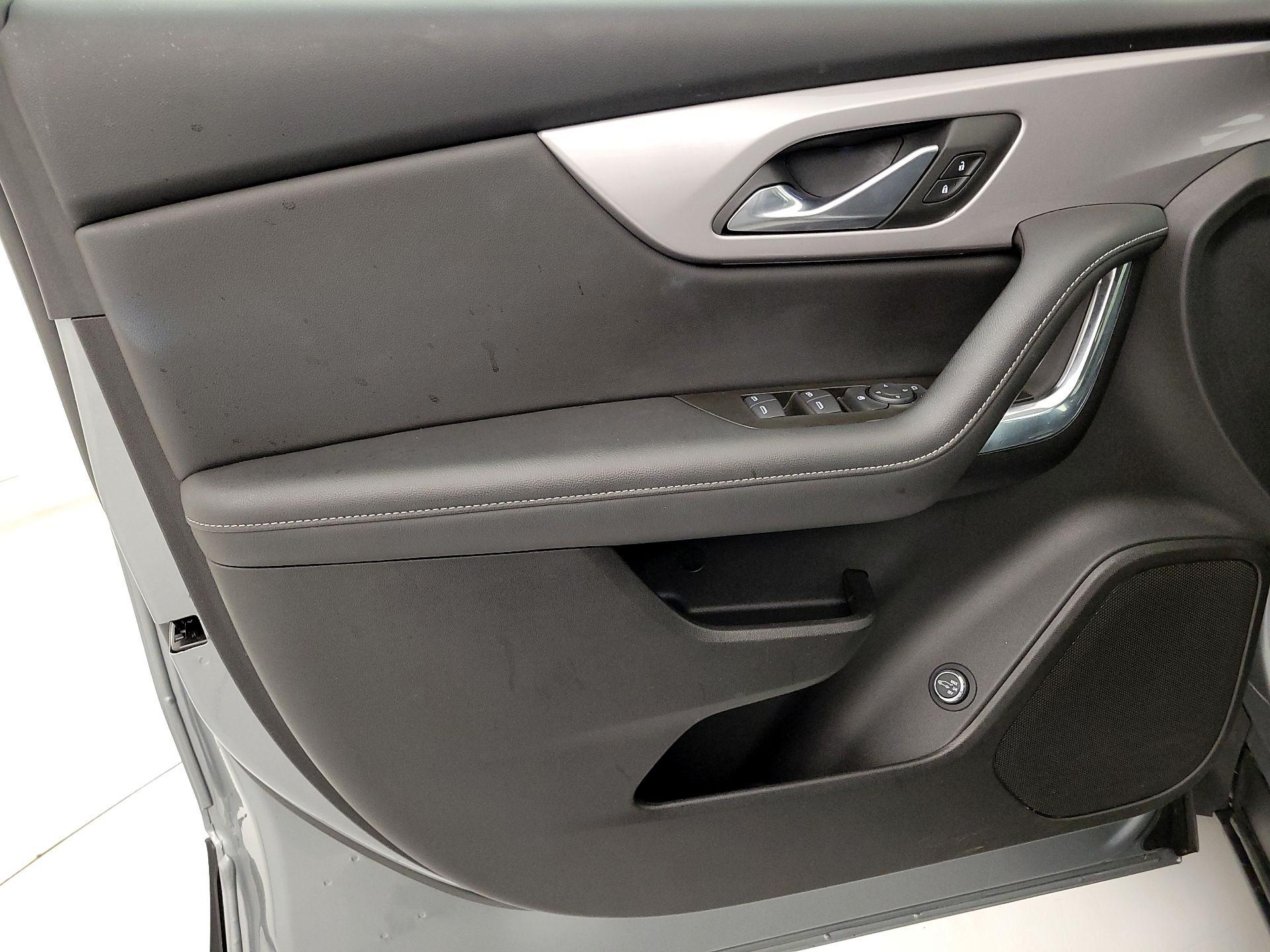 Thumbnail: 2023 Chevrolet Blazer - 12