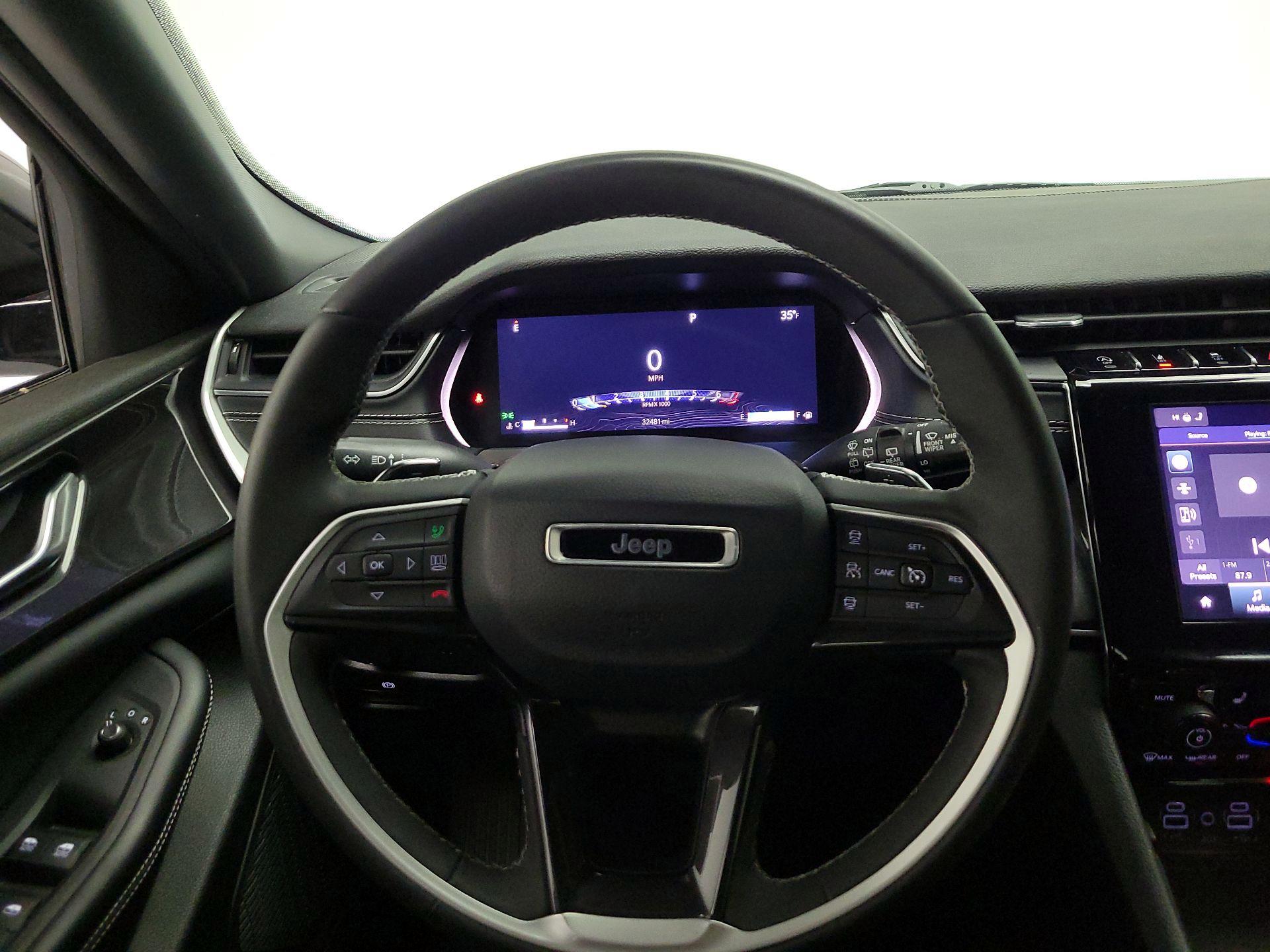 Thumbnail: 2023 Jeep Grand Cherokee L - 10