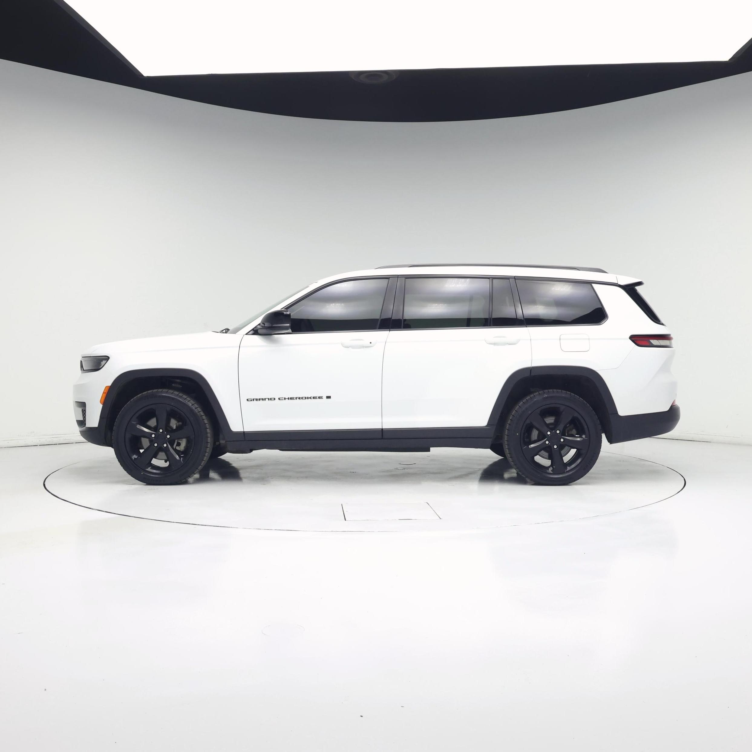 Thumbnail: 2023 Jeep Grand Cherokee L - 3