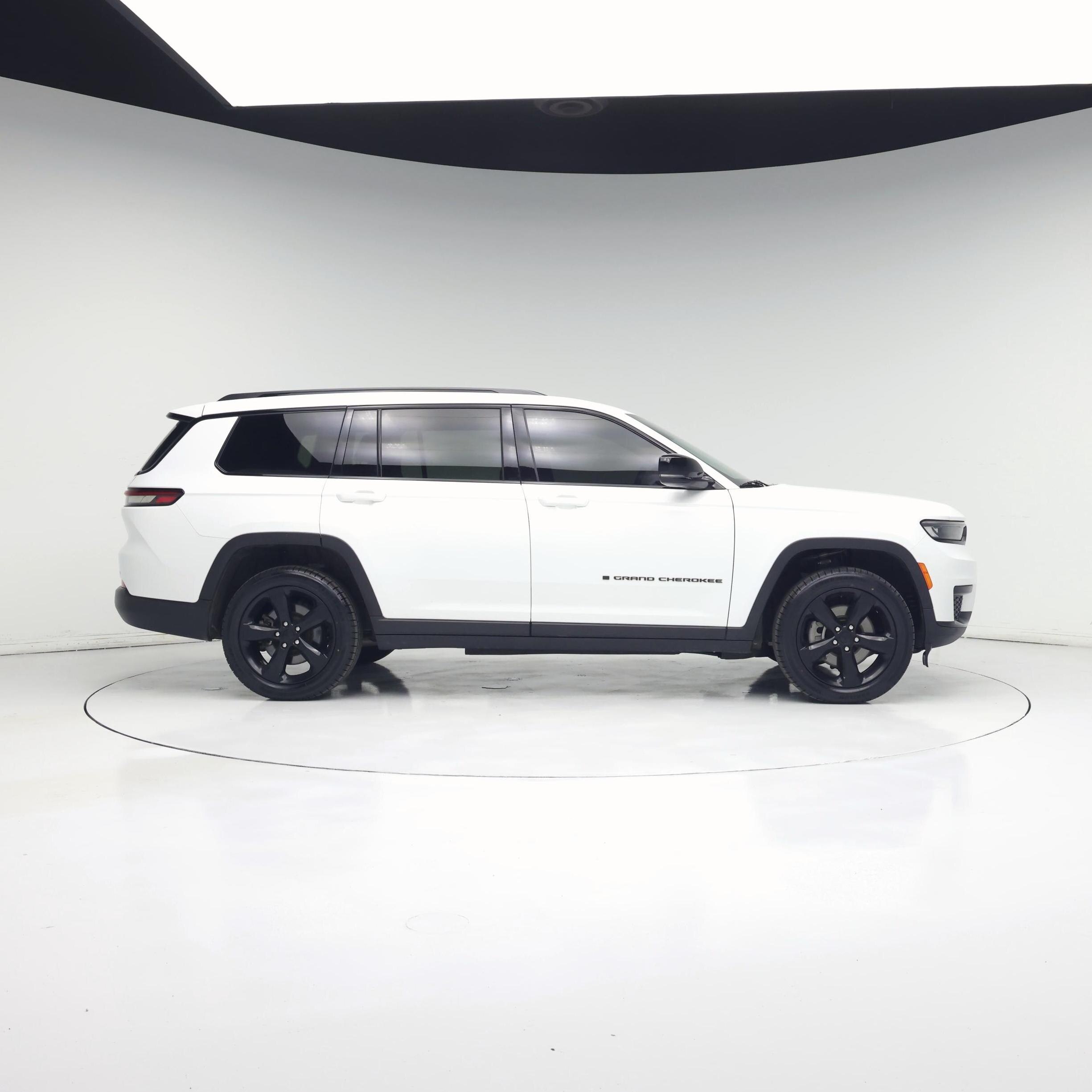 Thumbnail: 2023 Jeep Grand Cherokee L - 7